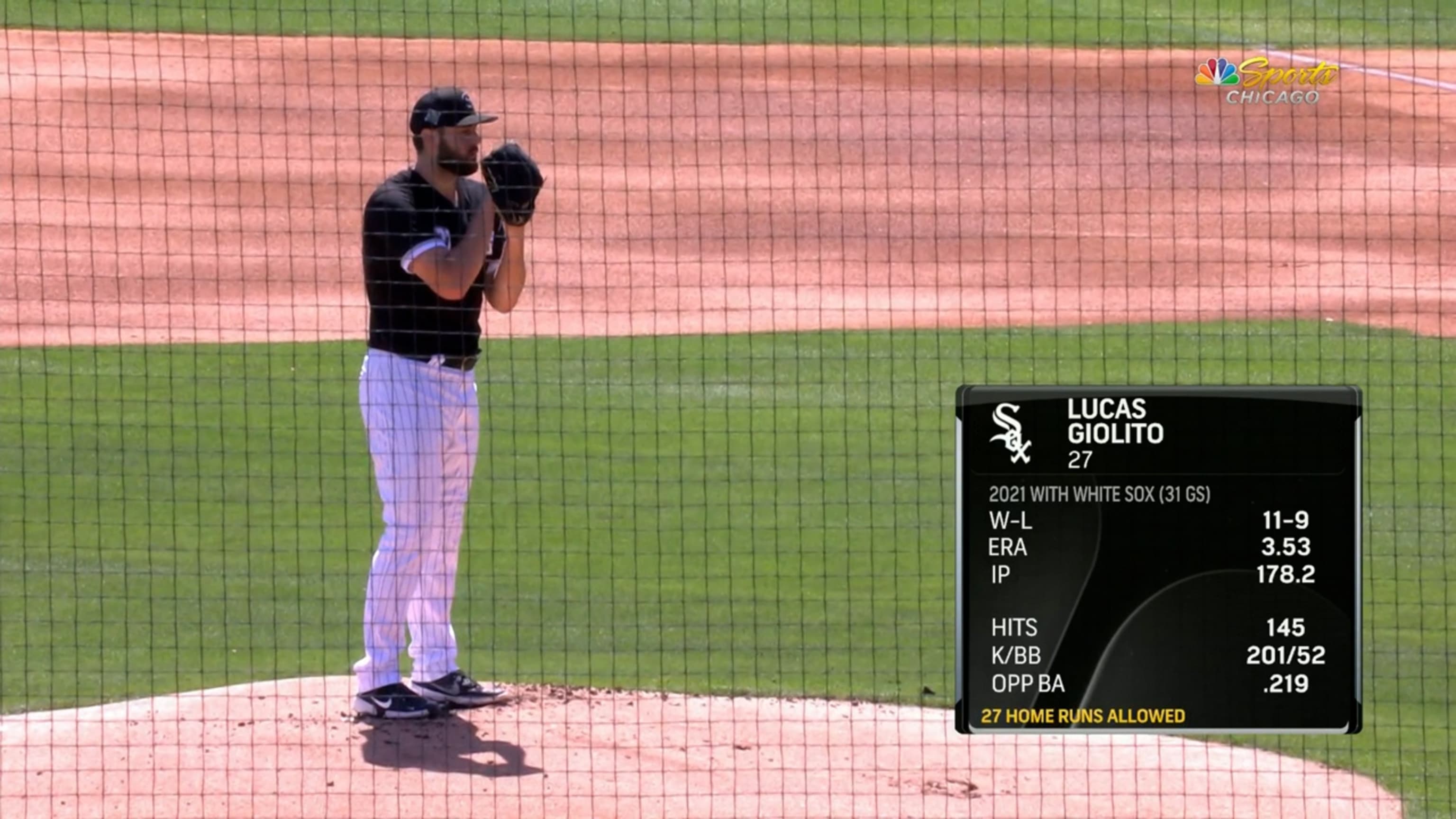 Lance Lynn out four weeks with knee injury
