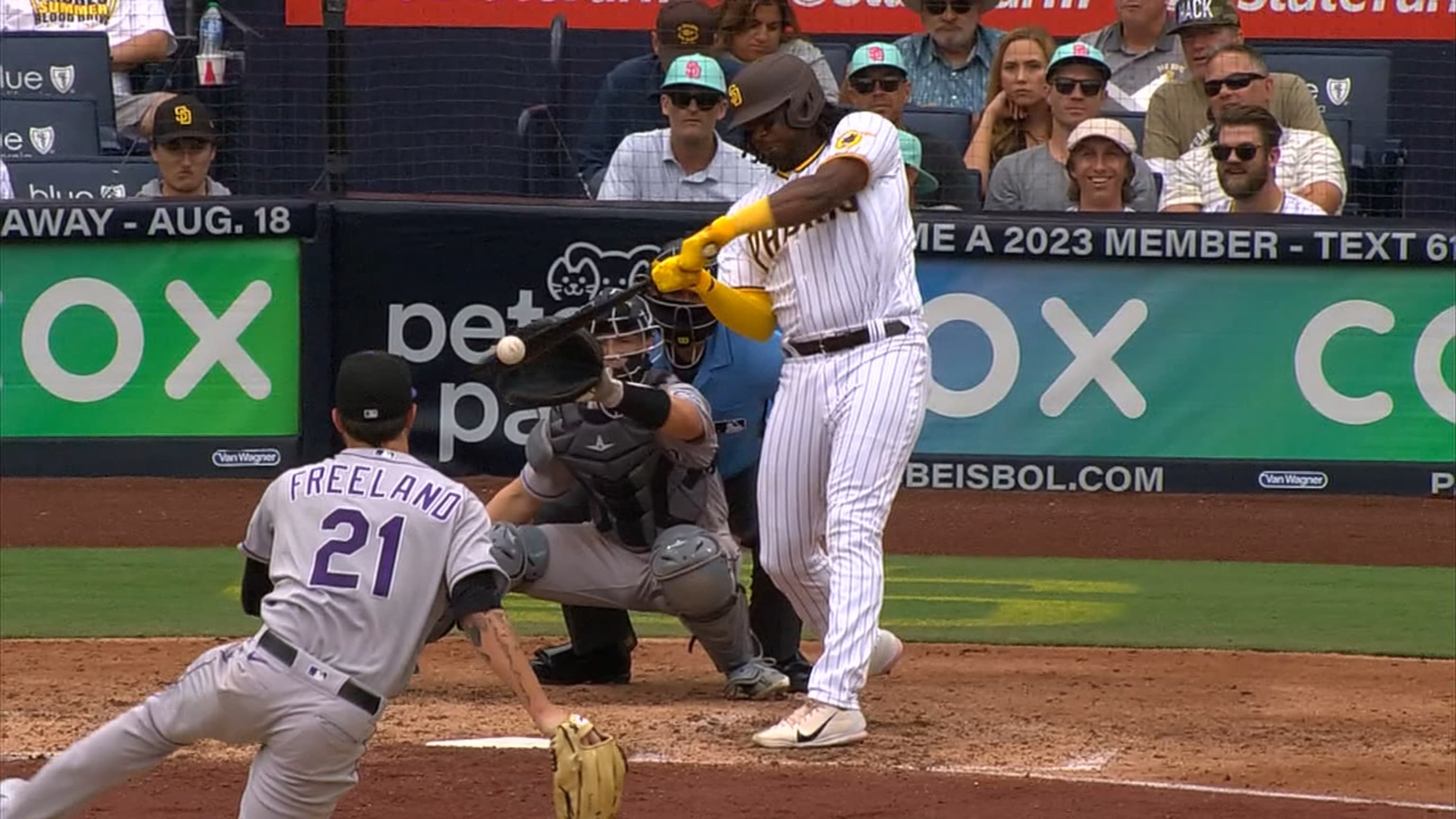 Josh Bell on getting his swing back after 2nd HR for Padres, Ha