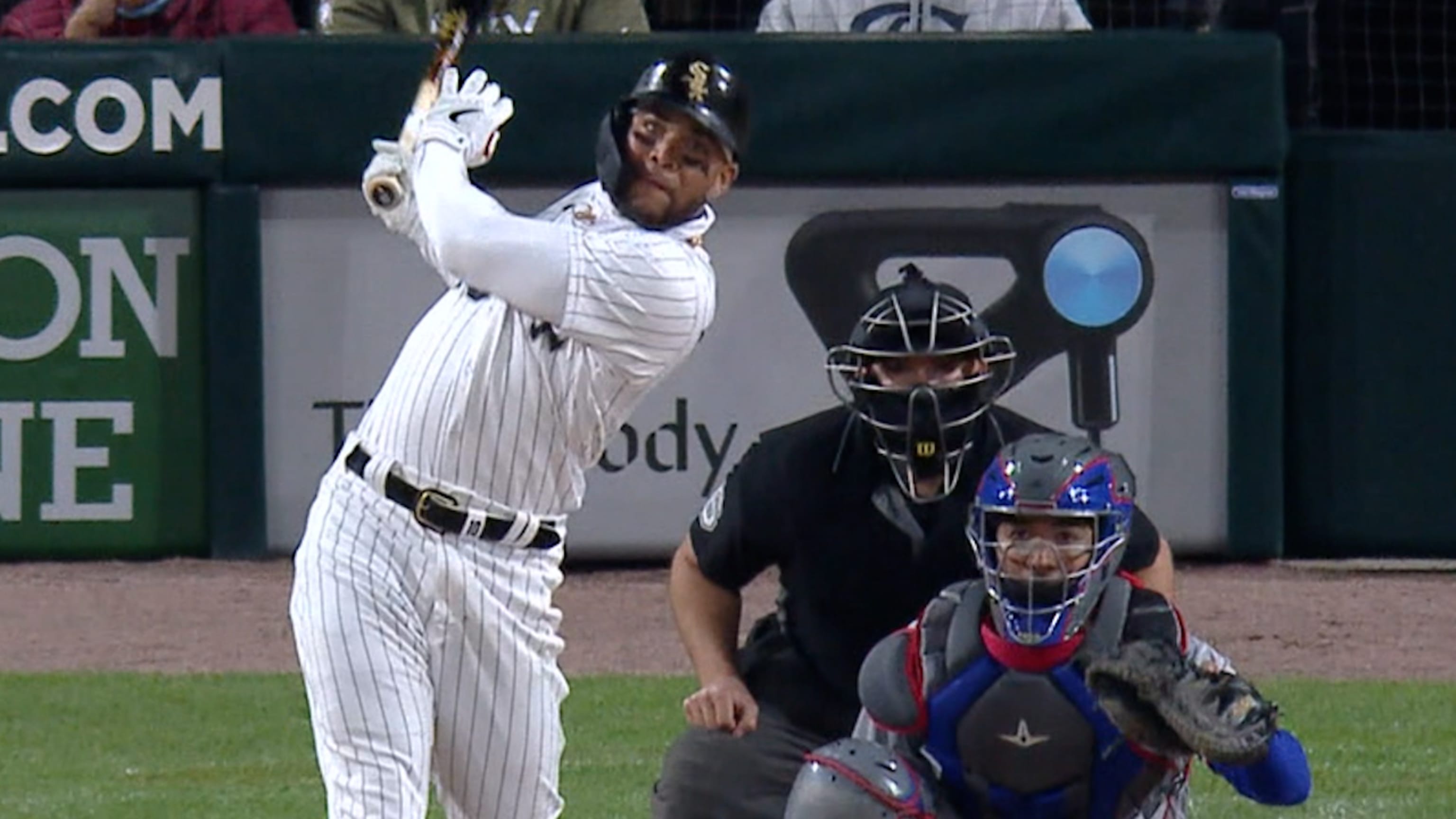 Moncada suena HR solitario