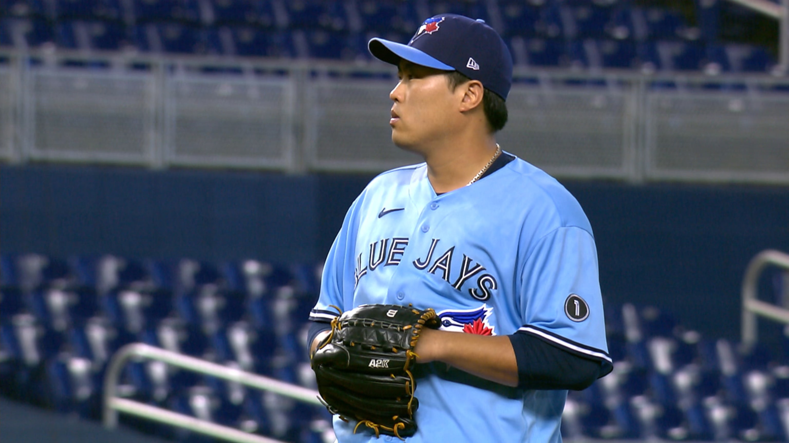 Ryu domina con 8 ponches