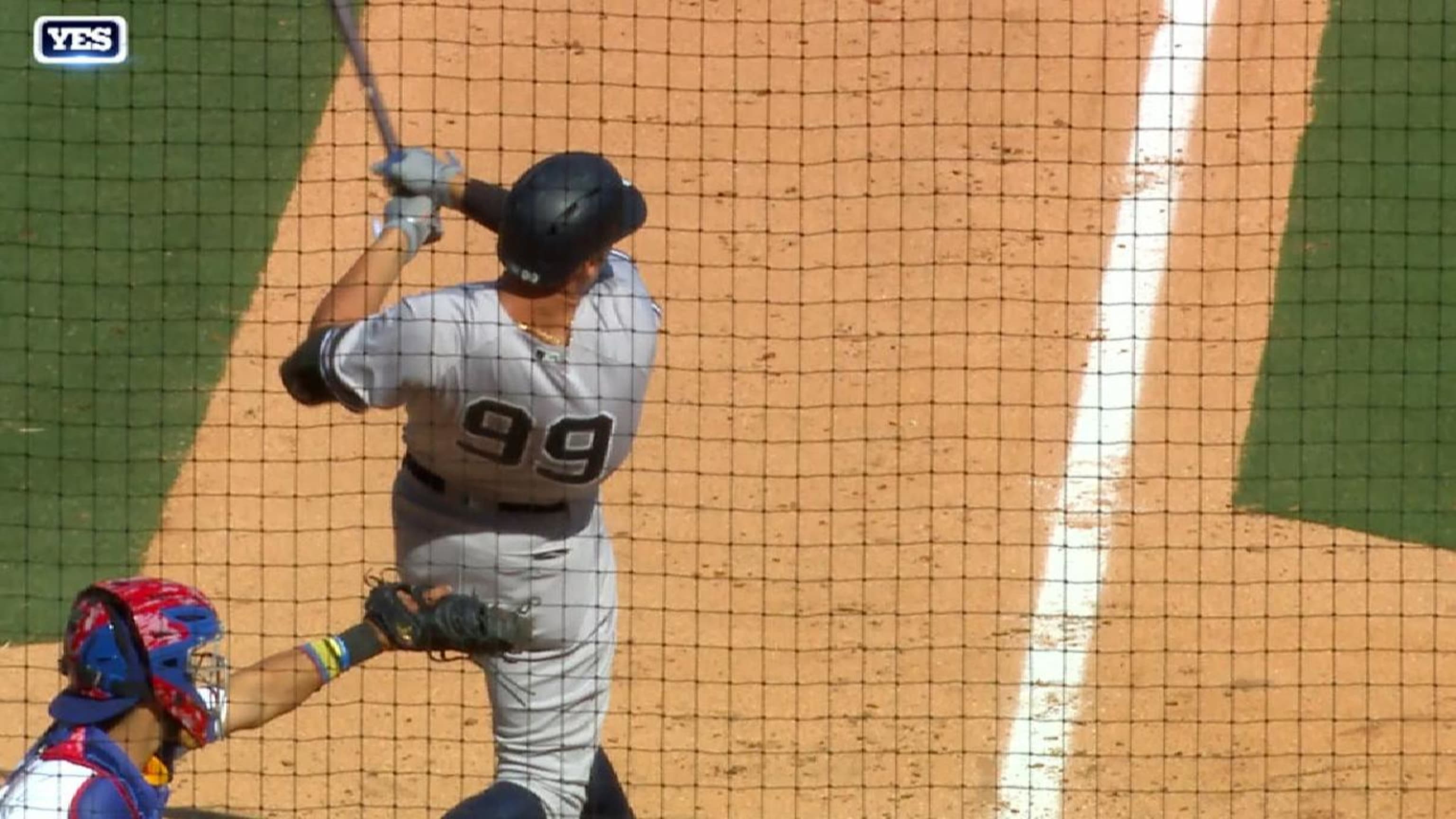 Aaron Judge 2nd to hit 40 HRs in rookie season