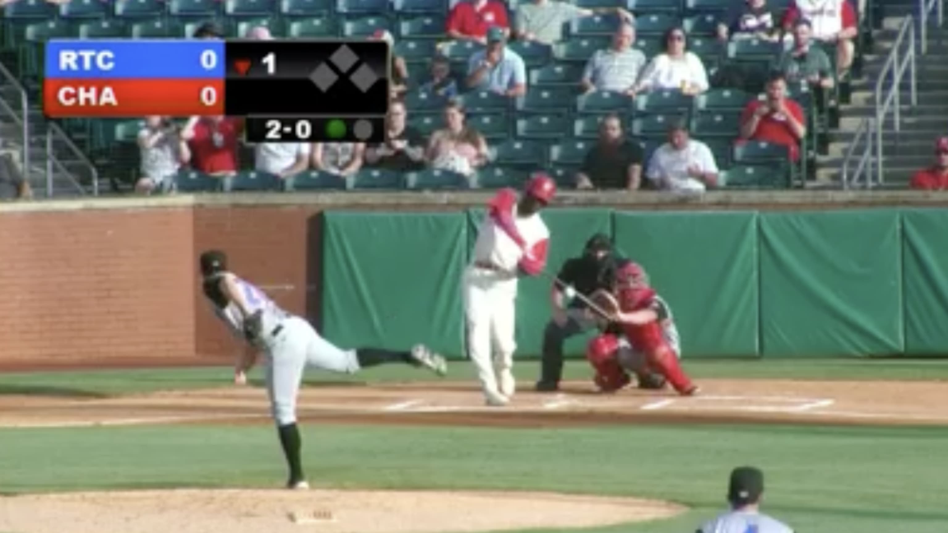 Elly De La Cruz demolishes homer