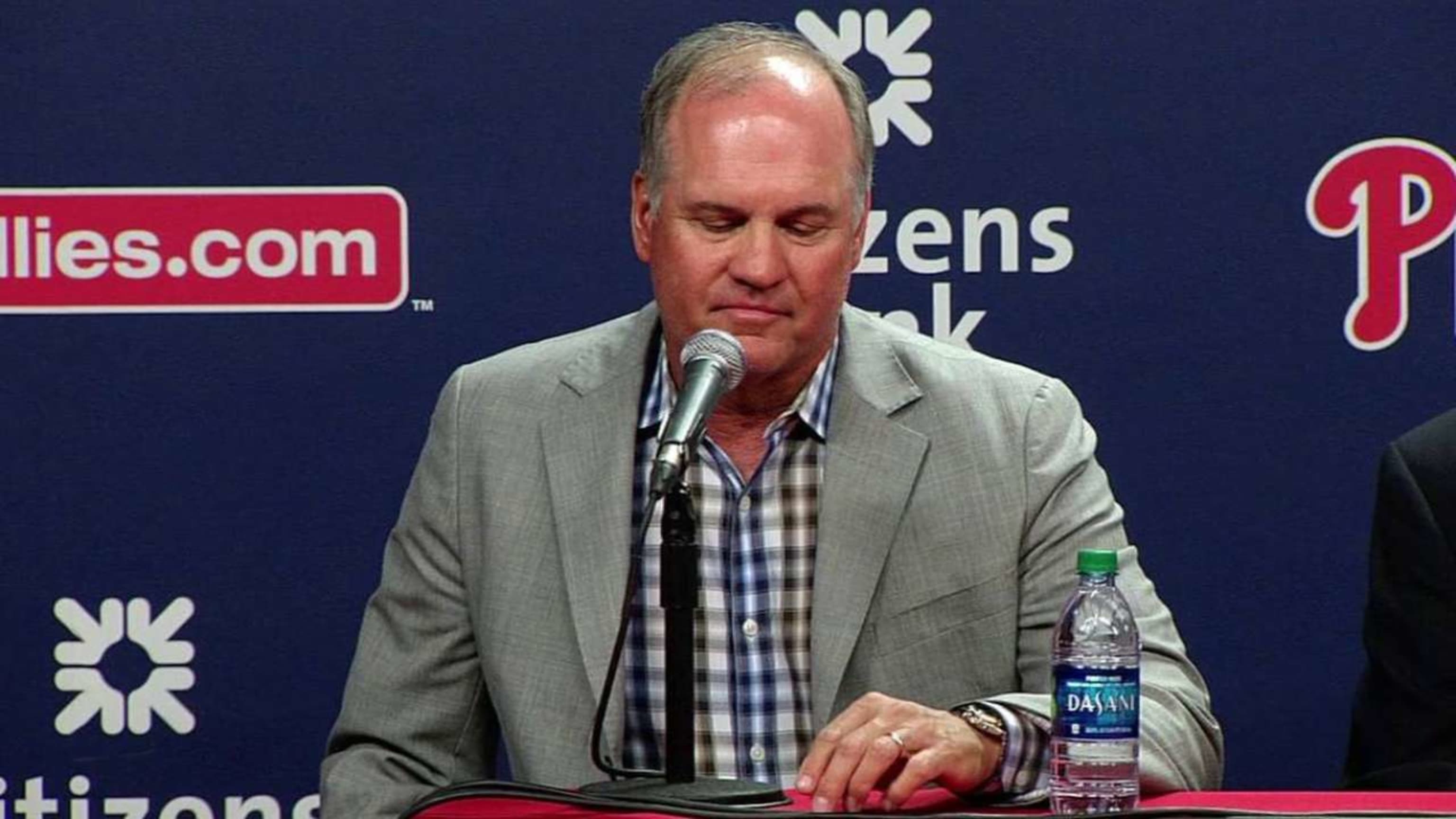 Ryne Sandberg resigns as Philadelphia Phillies manager – The
