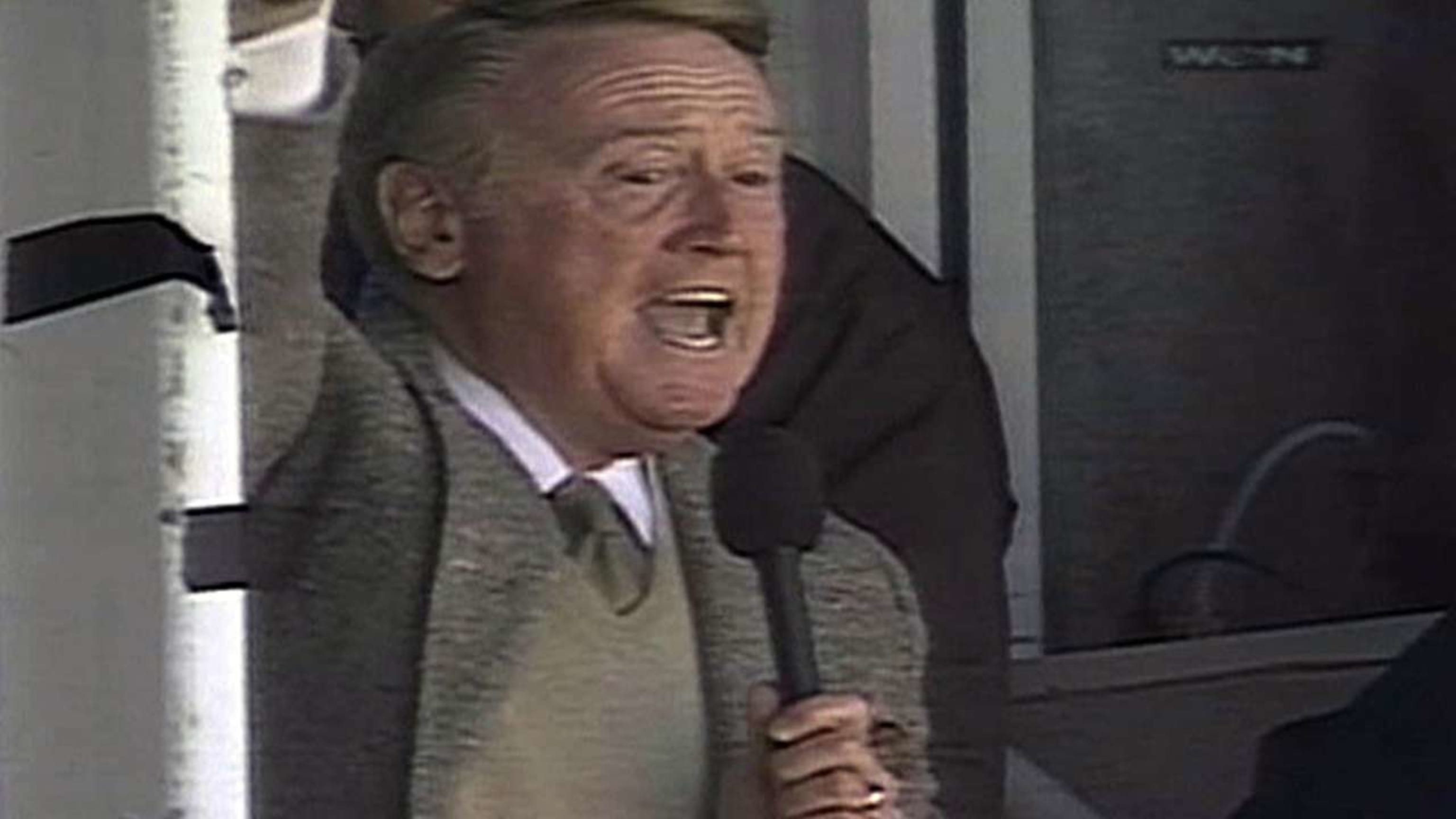 Wednesday's MLB: Los Angeles mourning death of Dodgers' Vin Scully