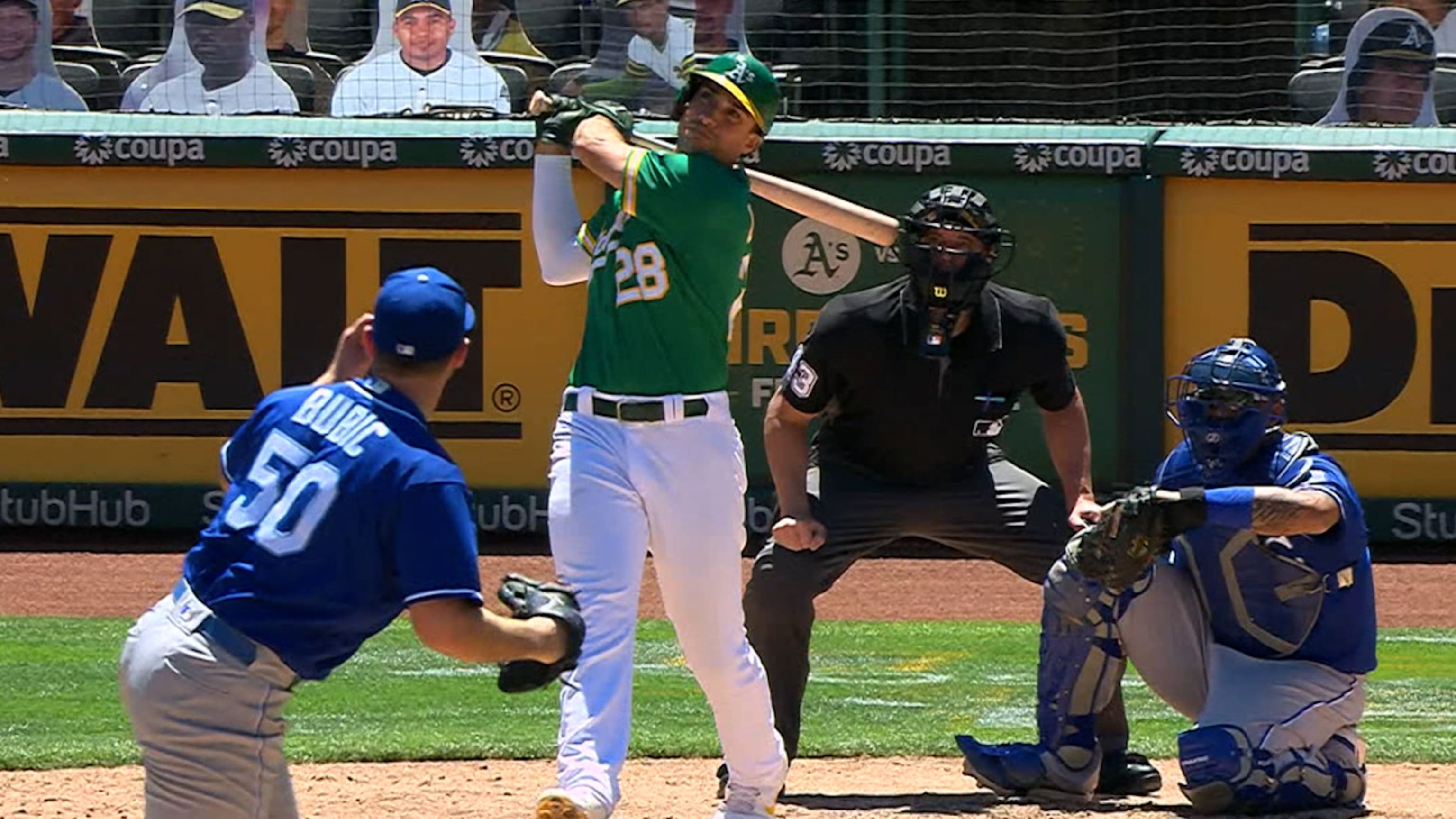 Olson conecta su jonrón 17