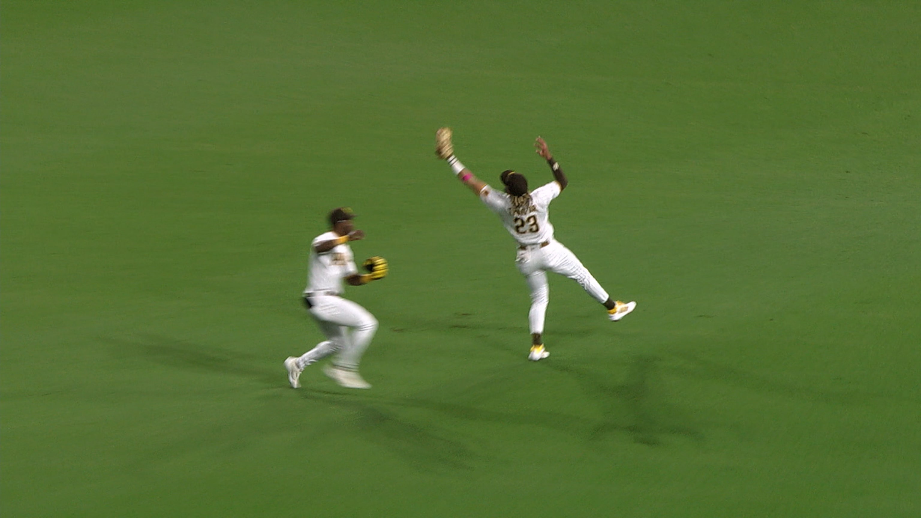 Fernando Tatis Jr. CRUSHES his 50th career homer! (Amazing bat flip, too!)  