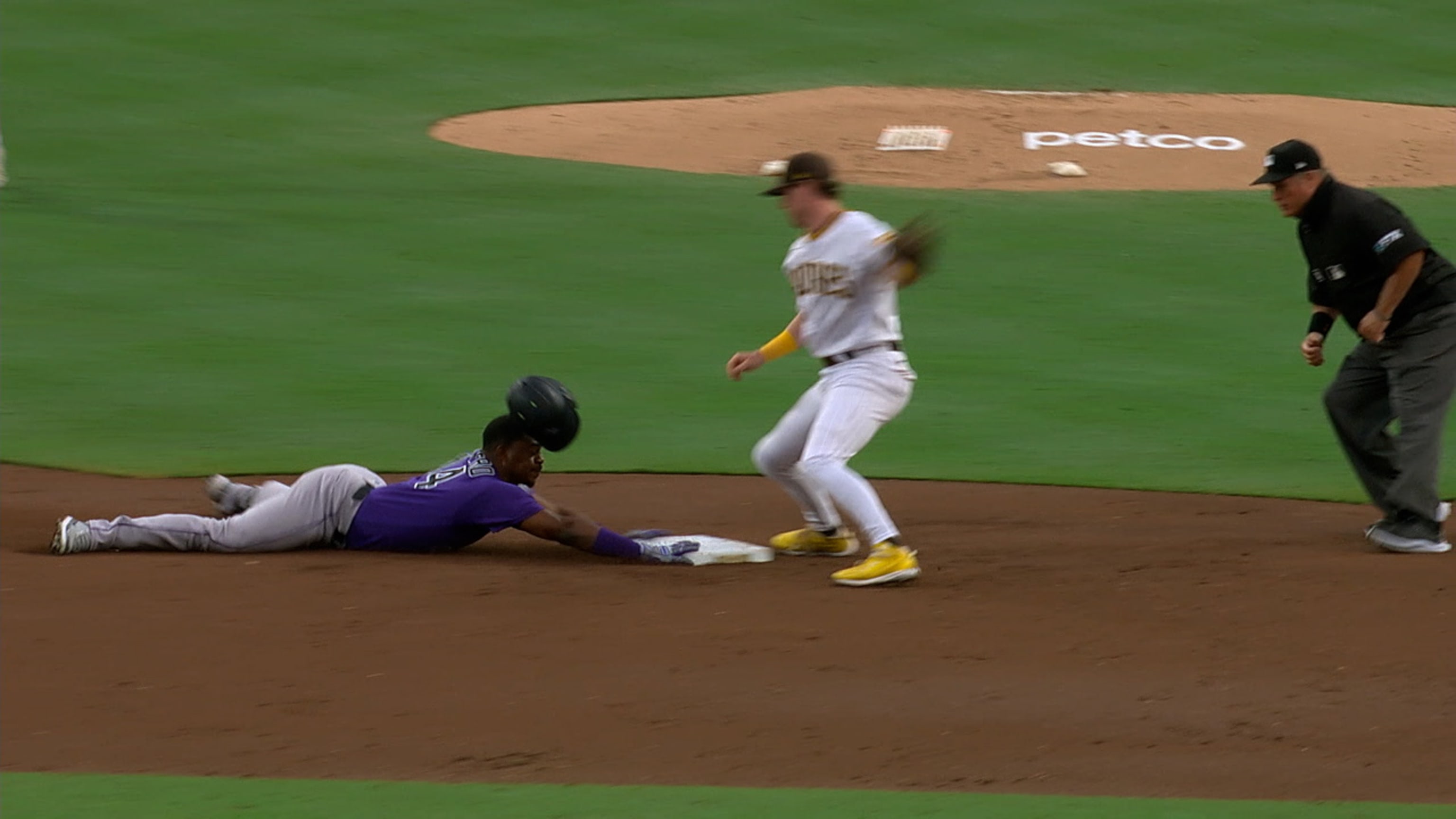 Doblete de Elehuris Montero