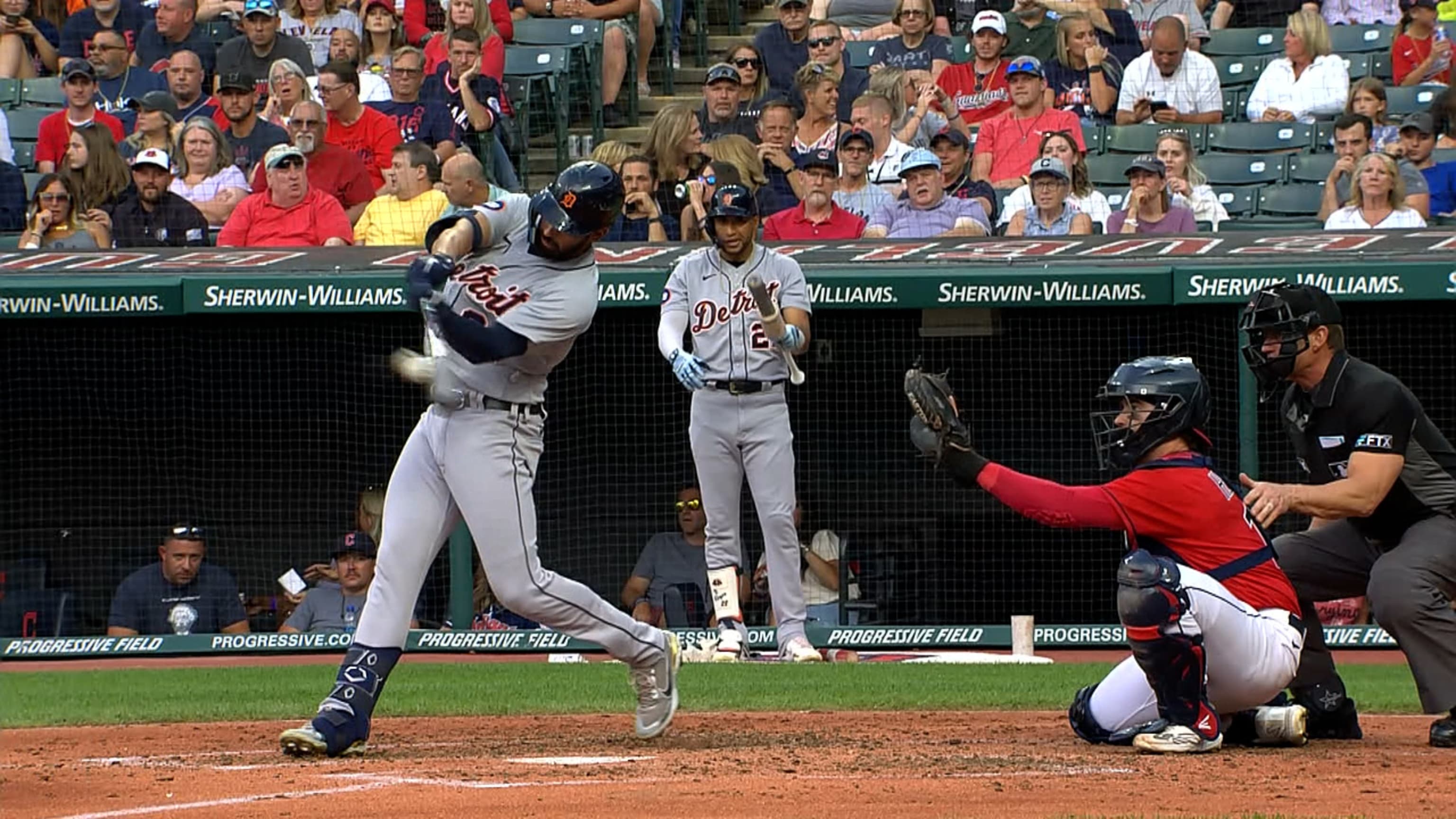 Detroit Tigers: Riley Greene sleeps with bat, wakes up with hits