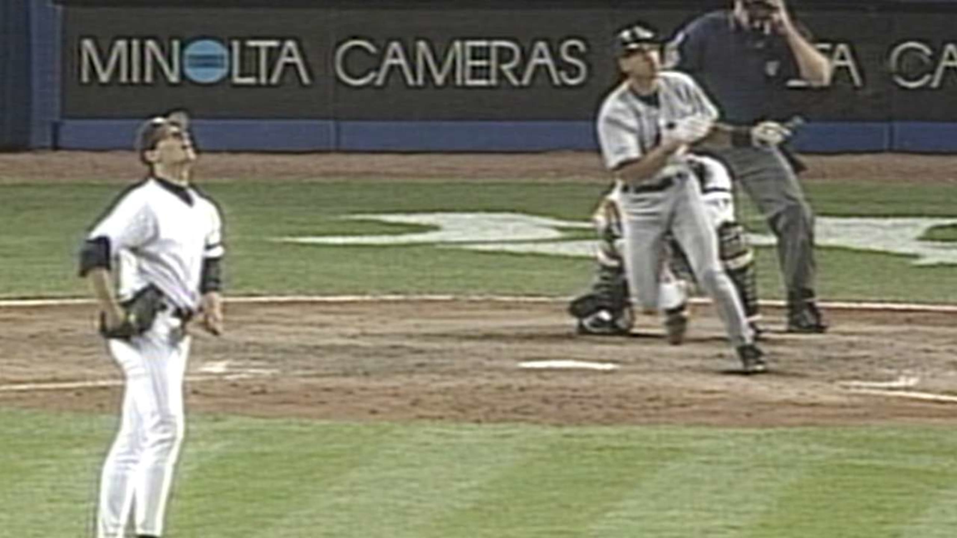 A-Rod homers off Pettitte
