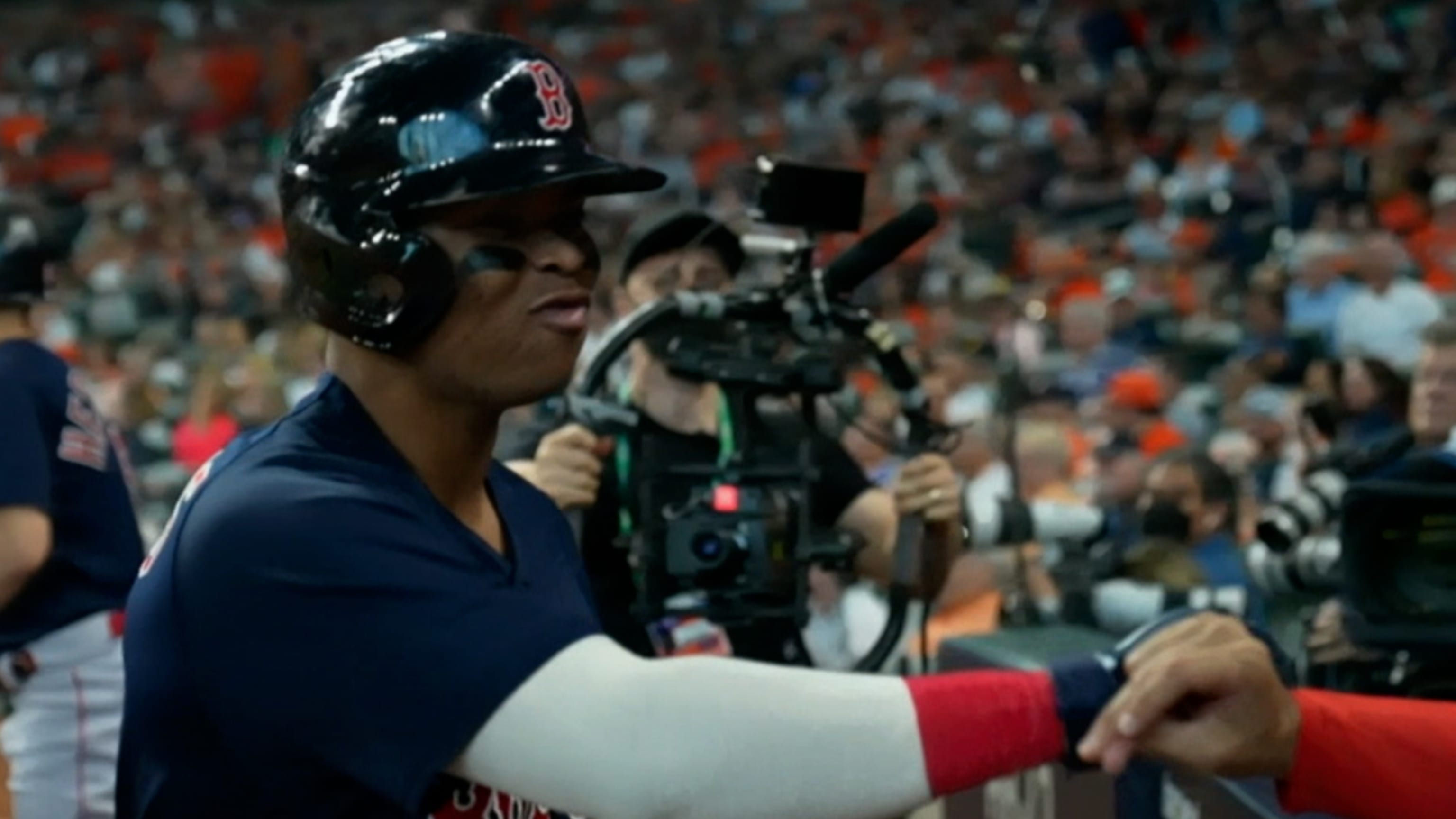 Devers lifts a grand slam