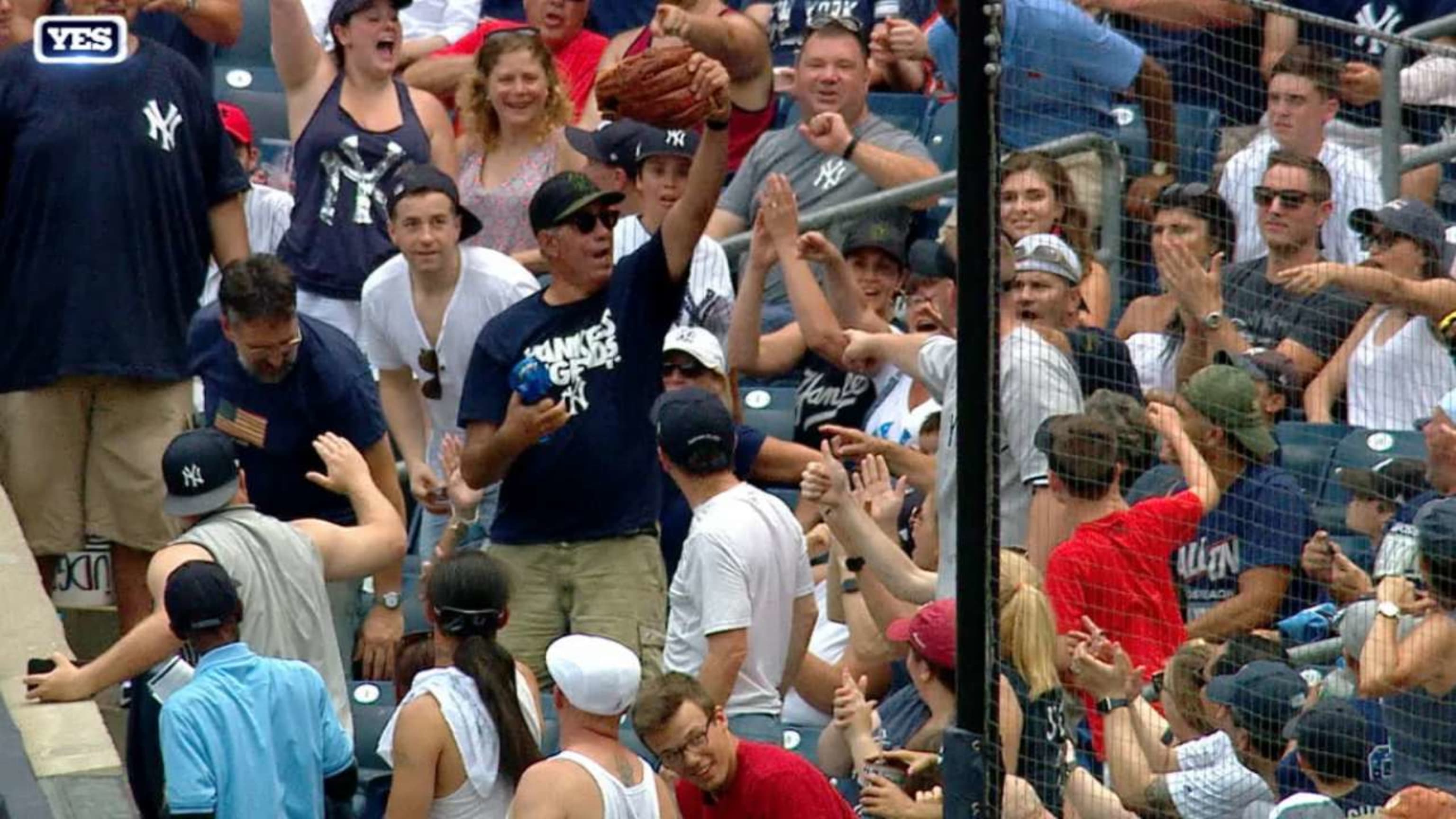 How To Catch A Baseball At A Game