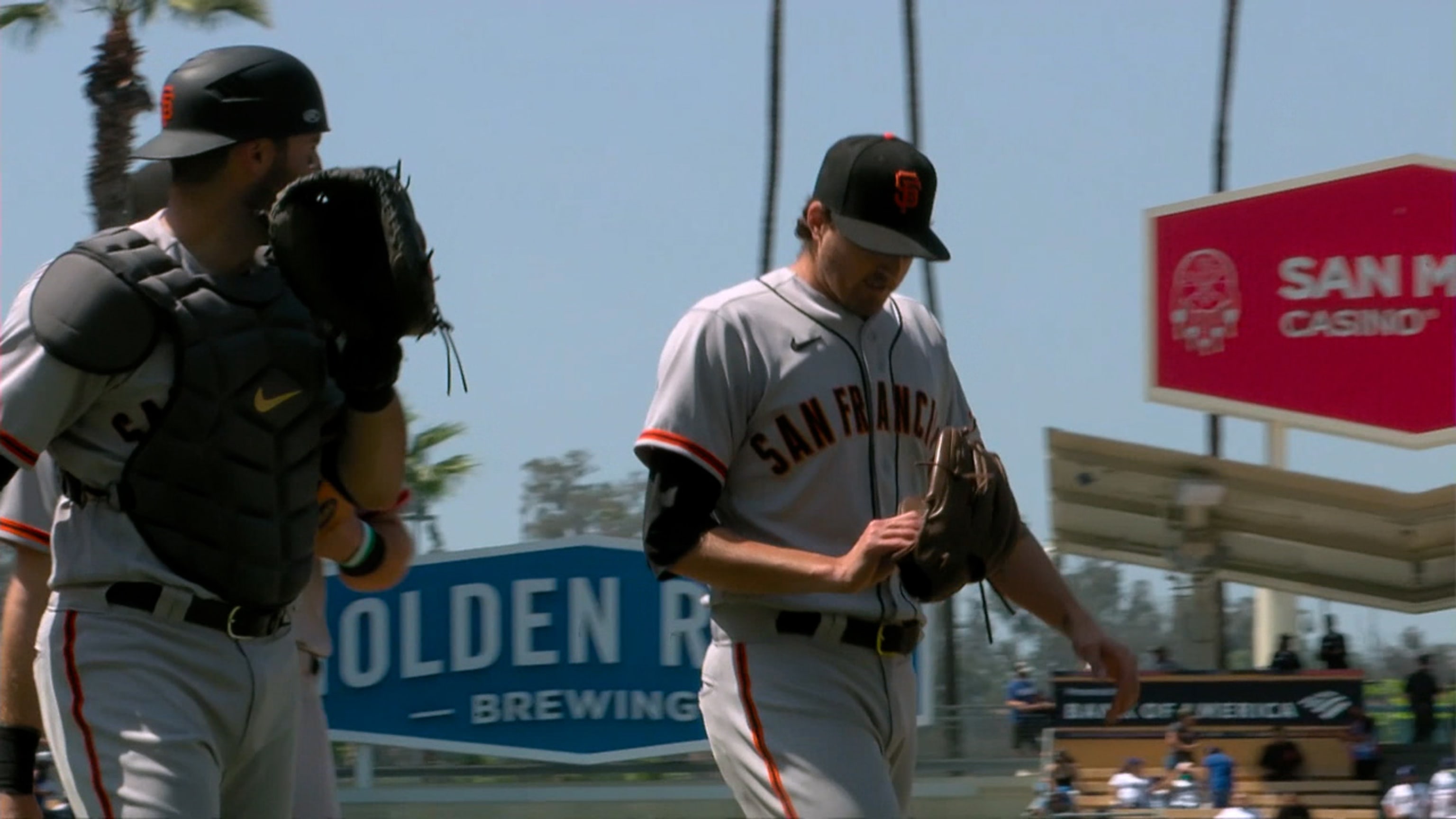 Mauricio Dubón homers off Clayton Kershaw