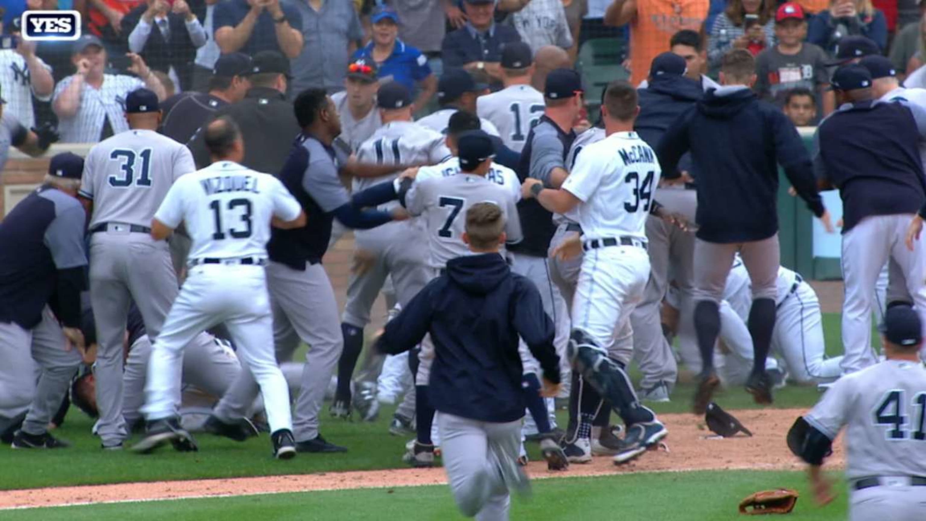 Baseball fights are so lame” “The bullpen running out to do absolutely  nothing is always my favorite part” - MLB Twitter reacts to  benches-clearing during Baltimore Orioles' 9-6 win over Toronto Blue
