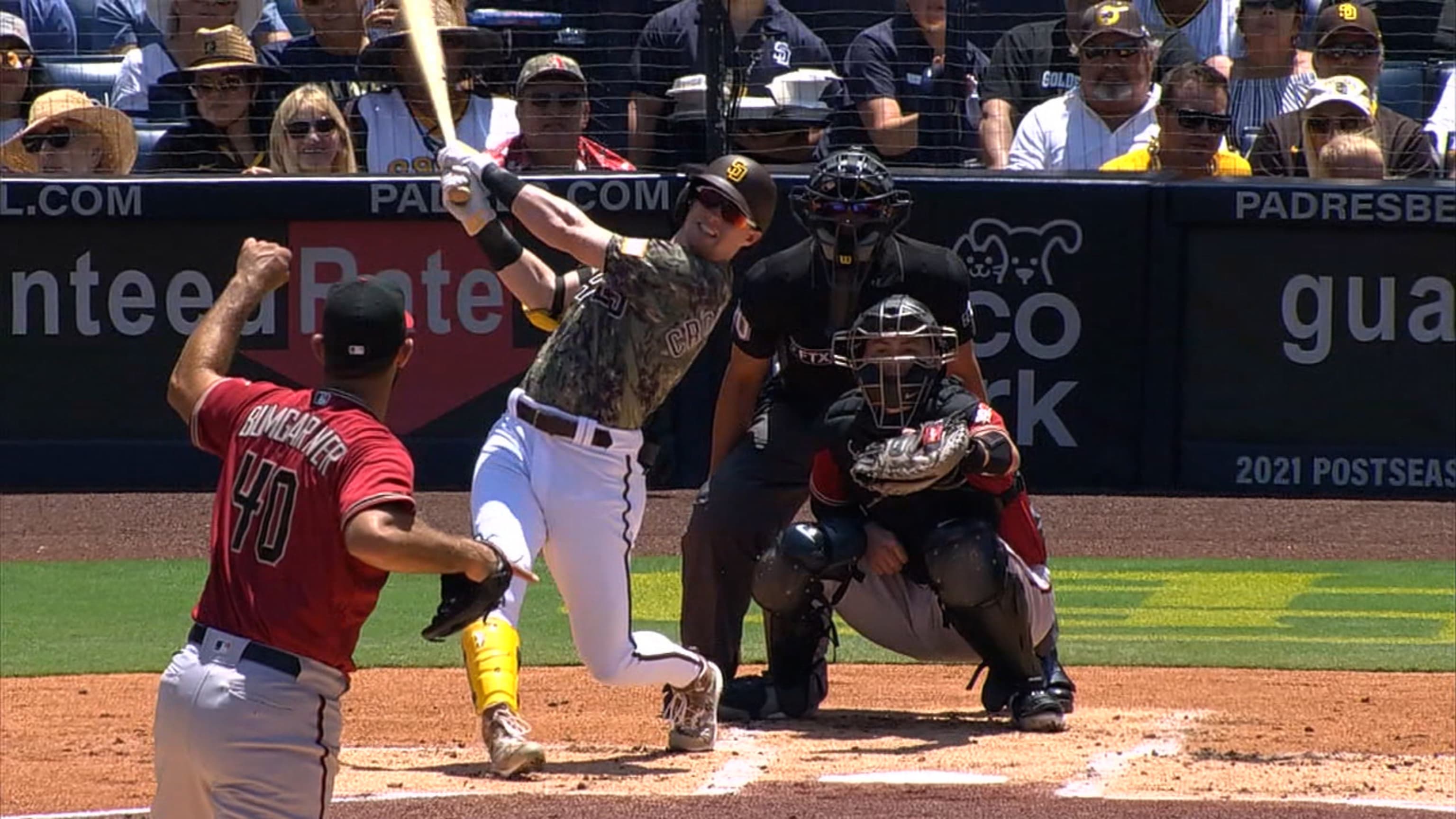 Cronenworth produce con sencillo