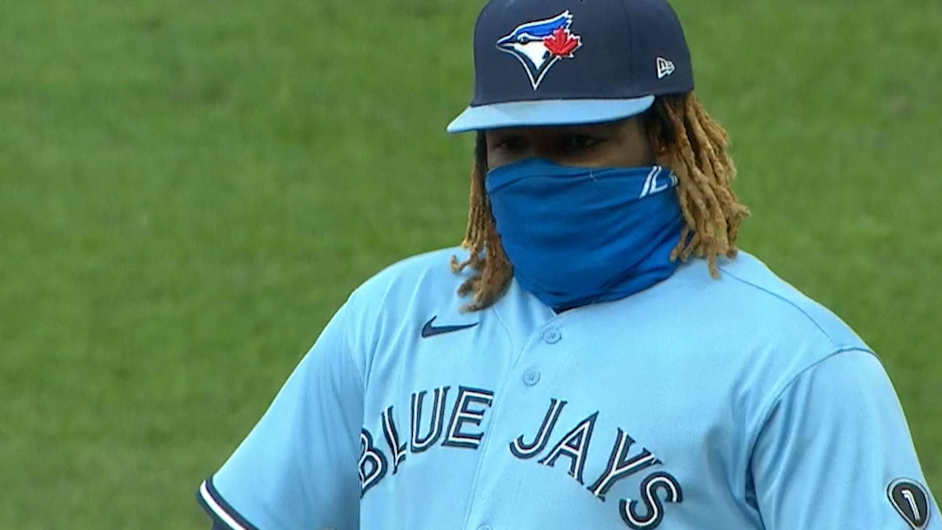 Vlad Jr. atrapa de clavado