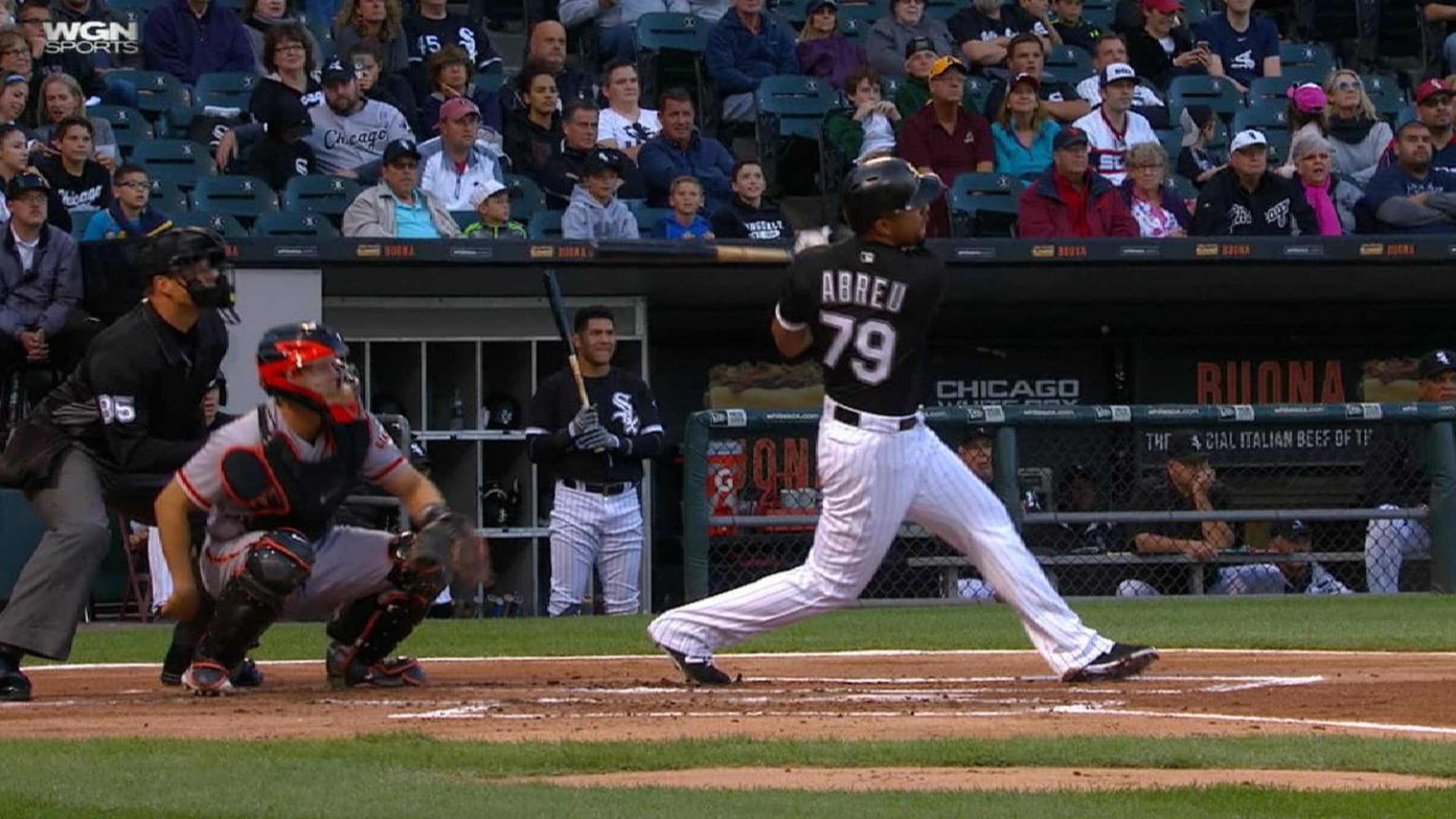 Jose Abreu batea el ciclo