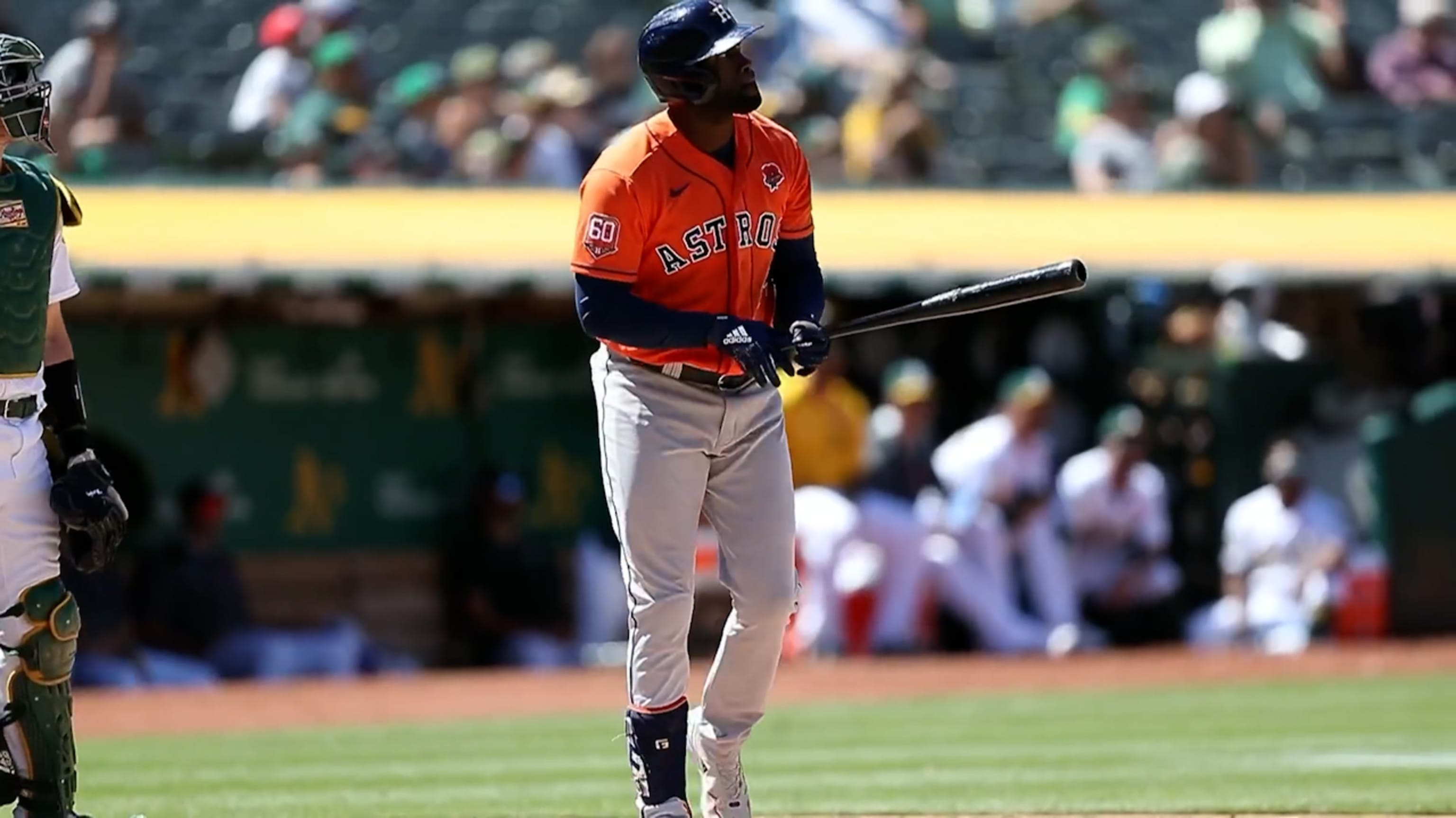 Yordan Alvarez CRUSHES second homer of the game to put Astros up 6-4