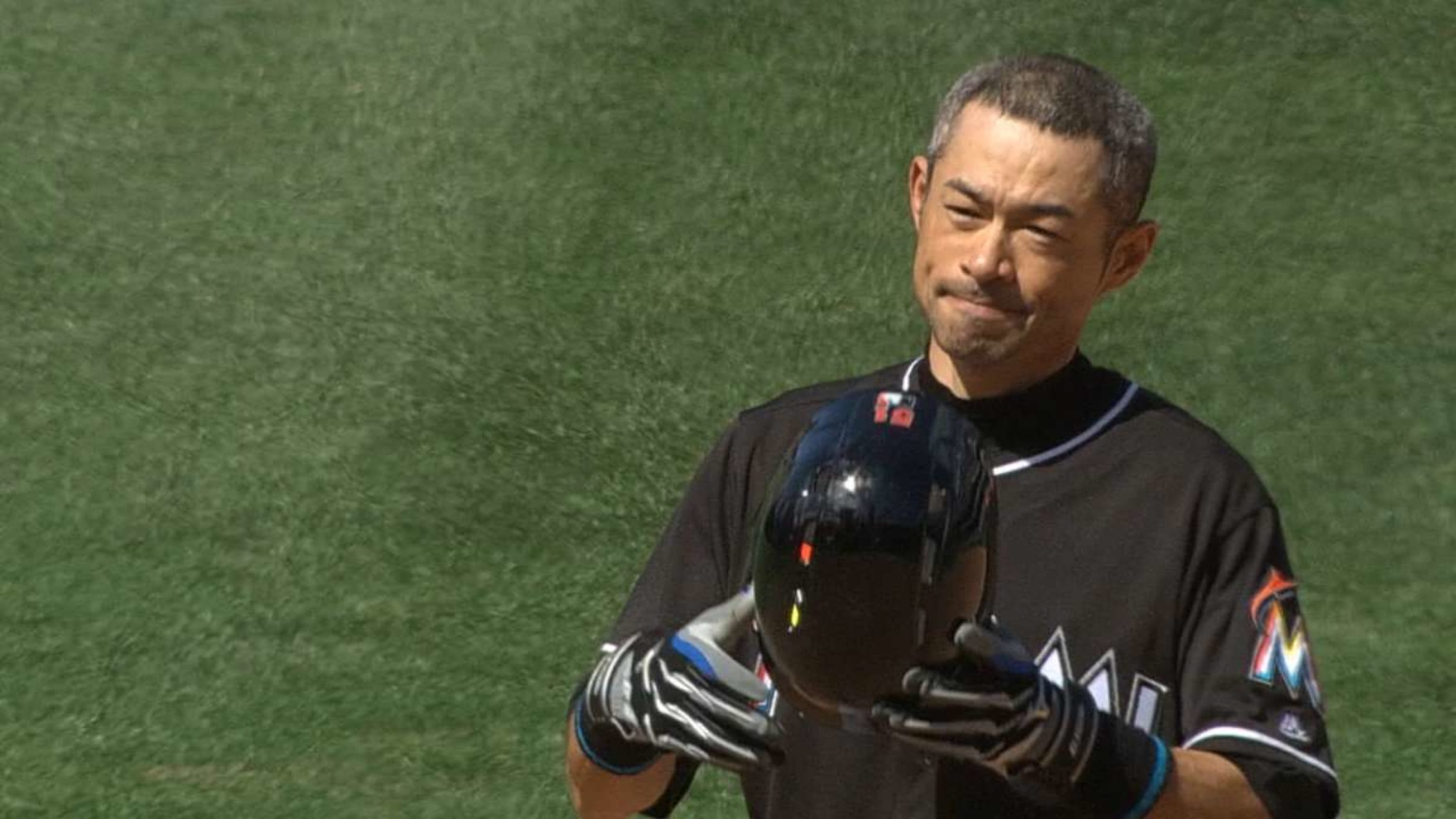At 45, Ichiro Suzuki Concludes a Pioneering Career in Japan - The