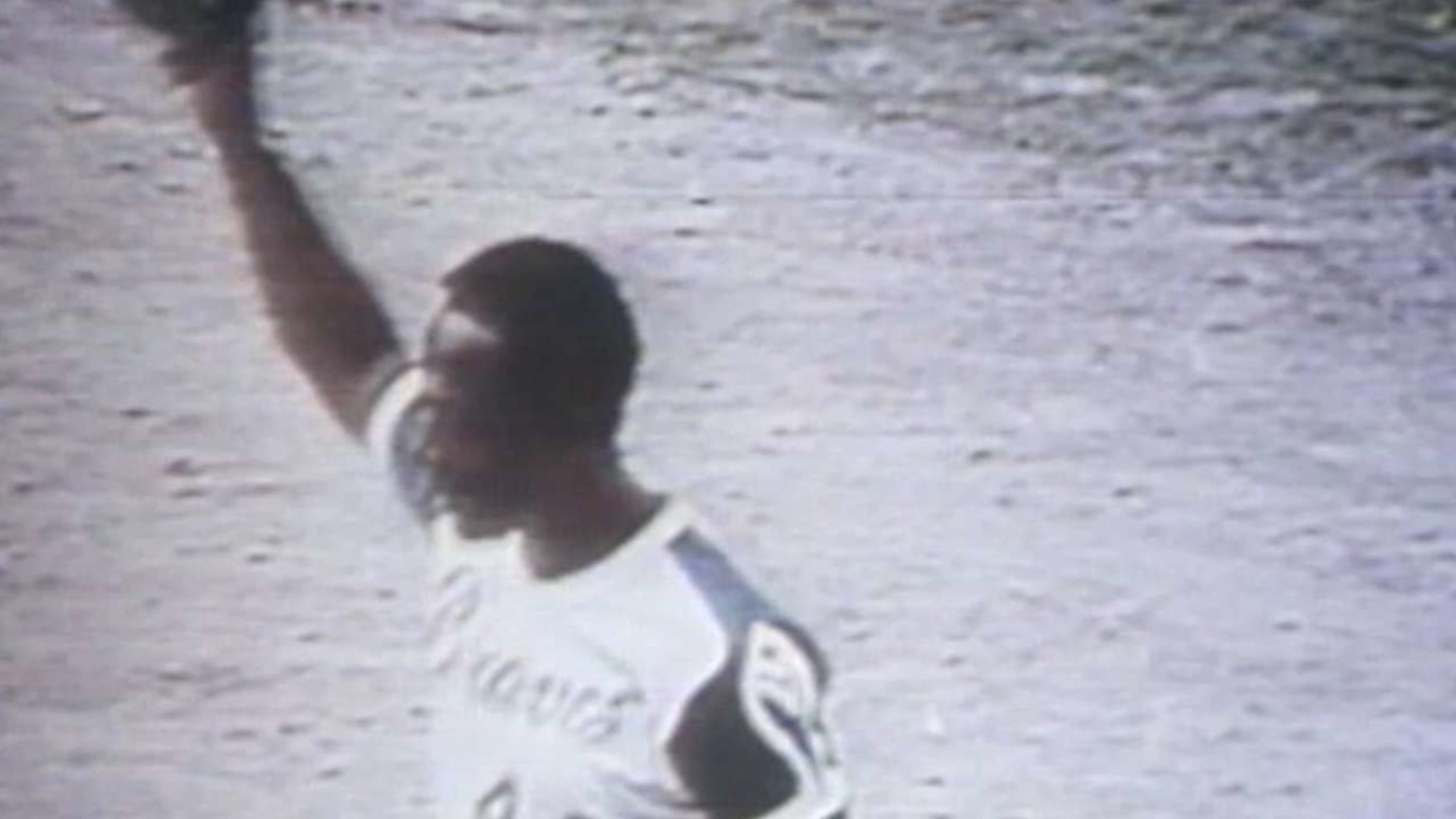 Hank Aaron's 700th home run