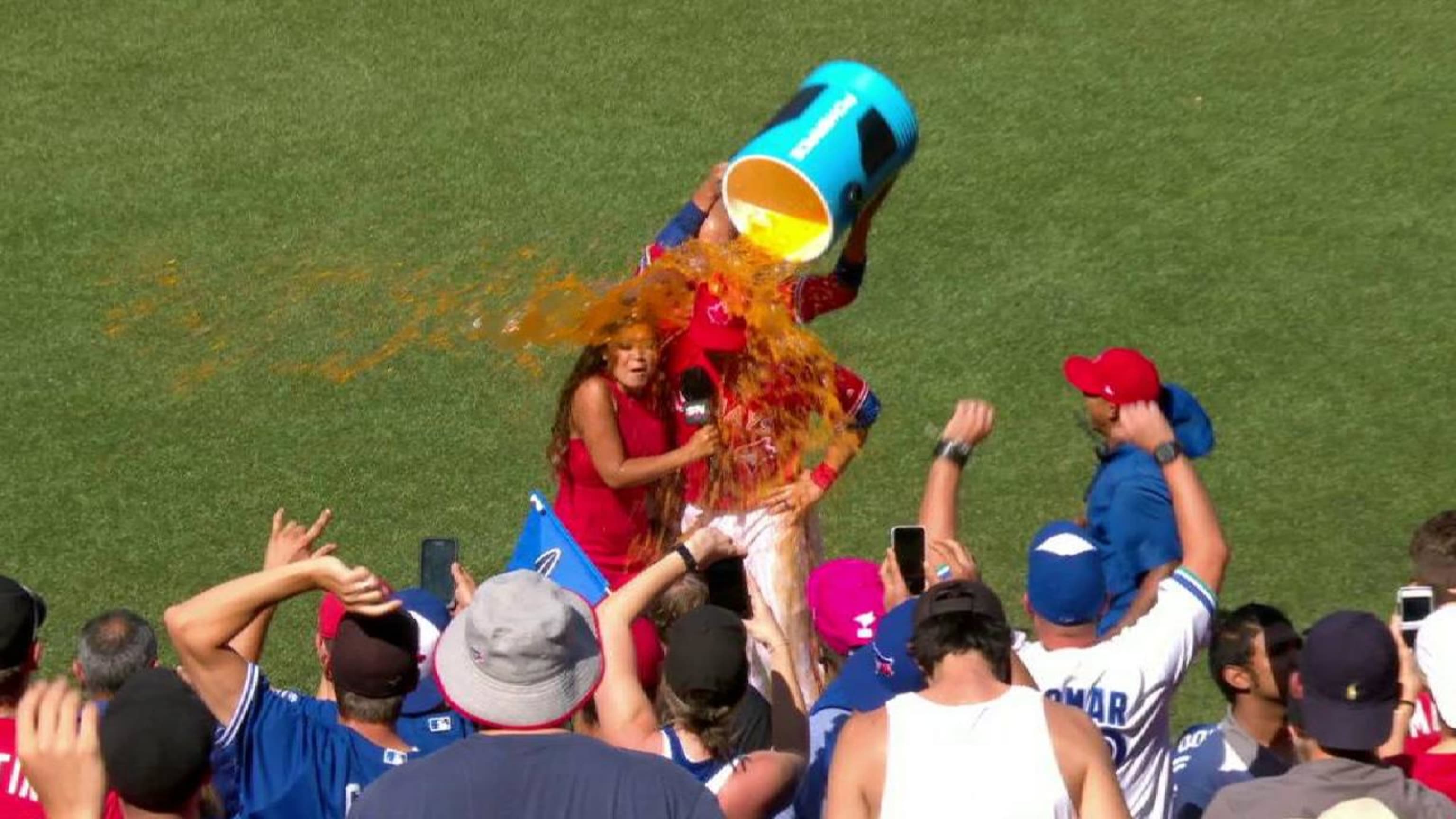 Pearce on walk-off grand slam