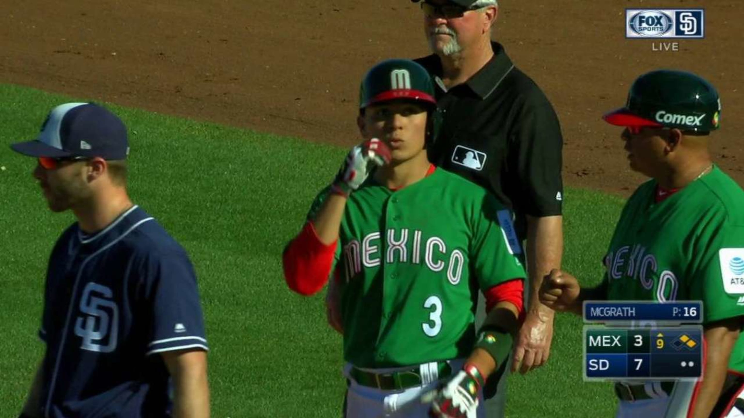 Padres' Luis Urias could be Mexico's shortstop