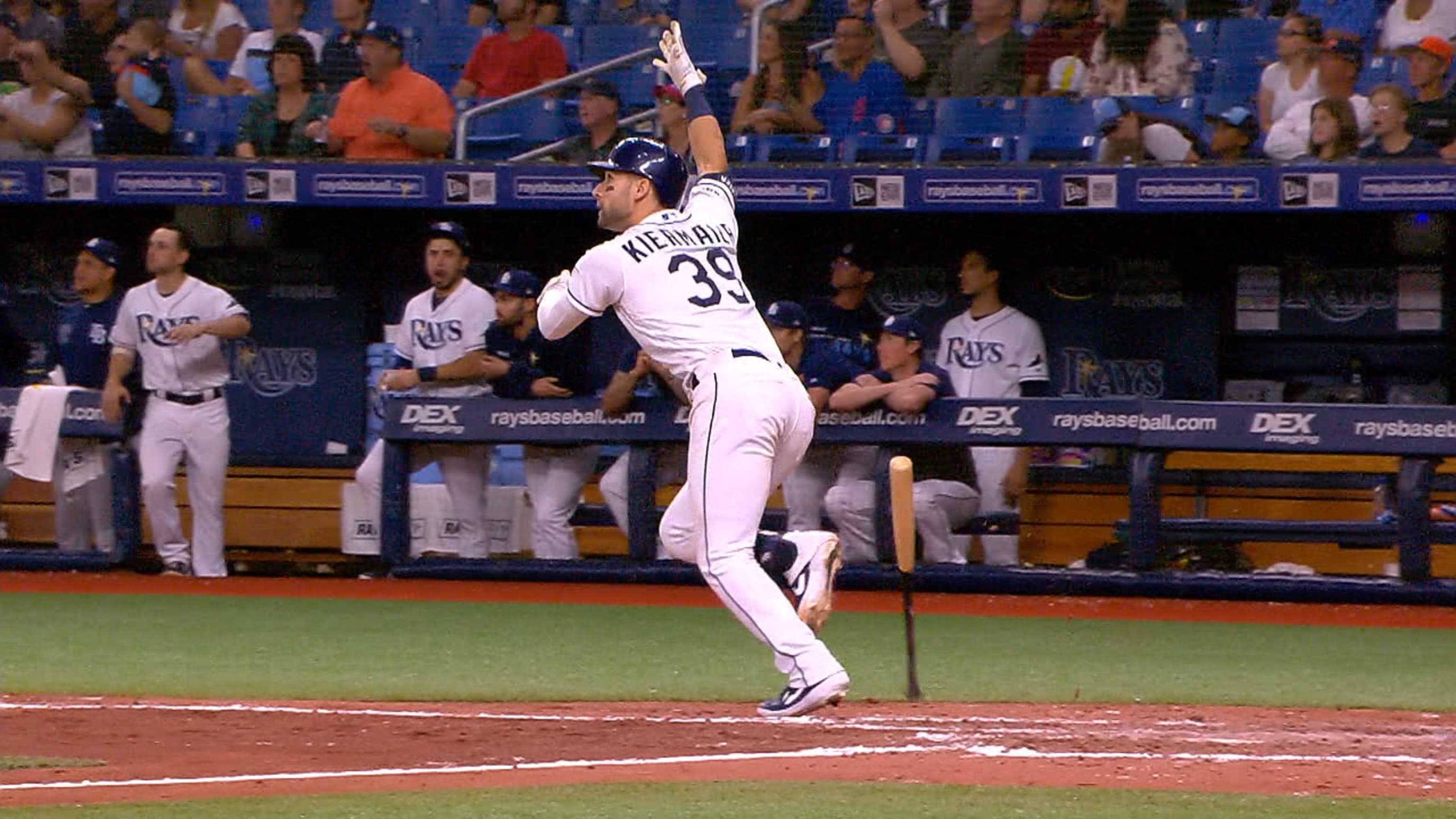 Kiermaier's 2-run jack to center
