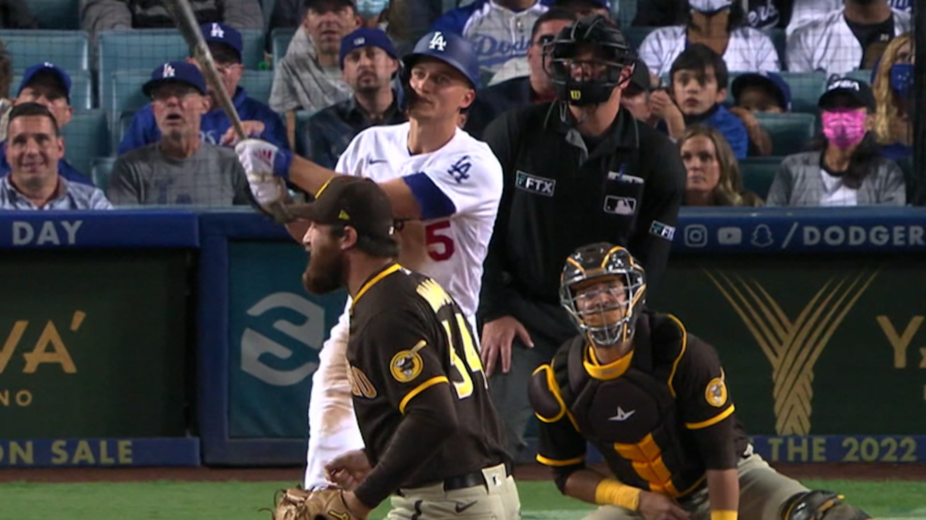 Seager pega par de jonrones