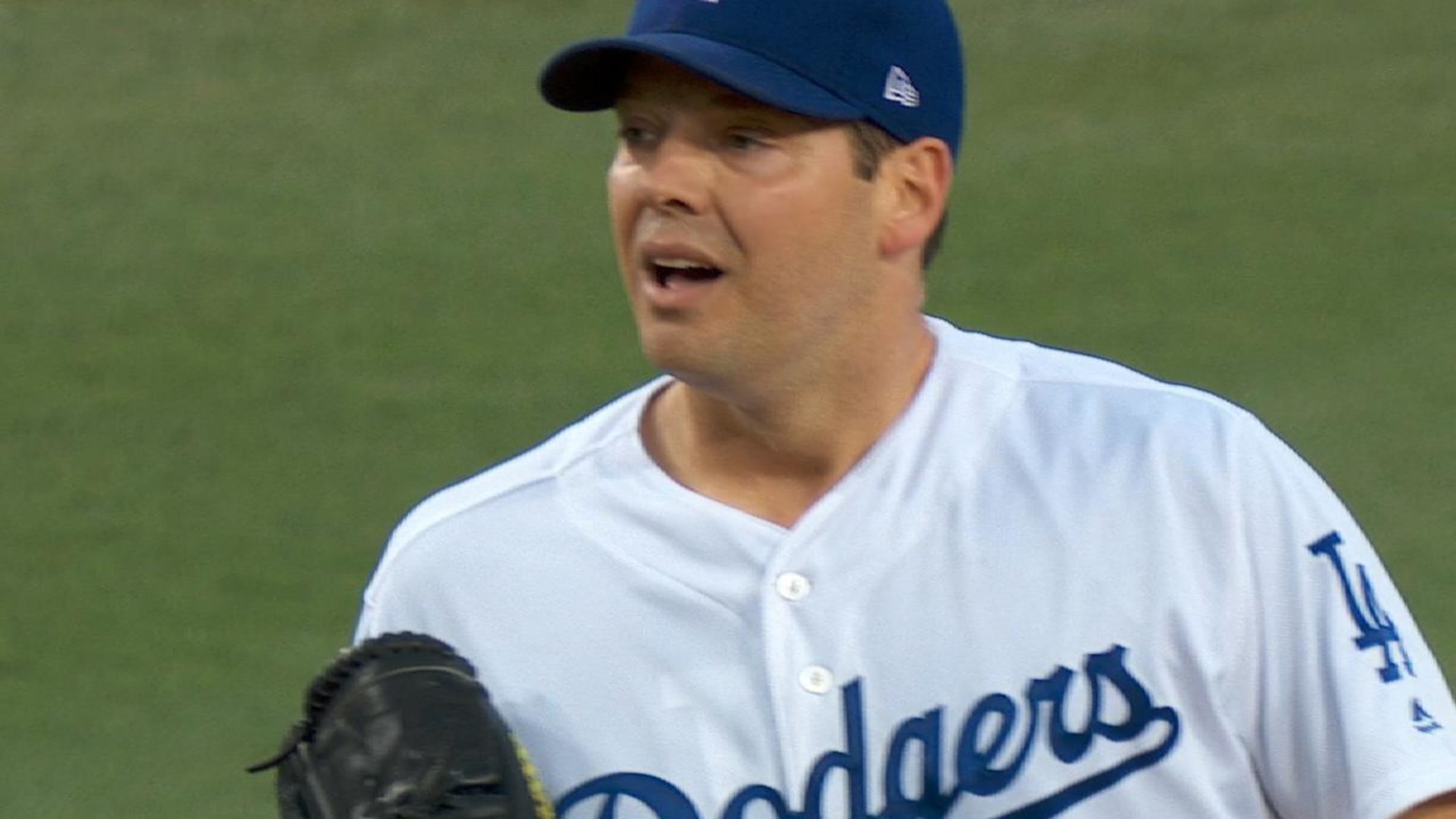 Hill poncha a 5 en su sólida apertura