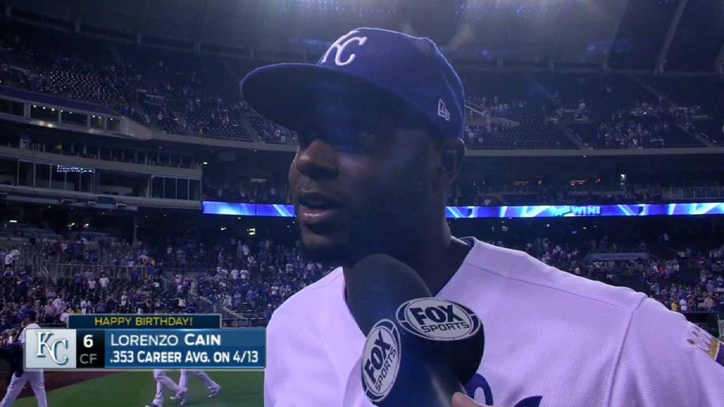 Despite now being on different teams, Salvy Perez found time to interrupt  BFF Lorenzo Cain's press conference