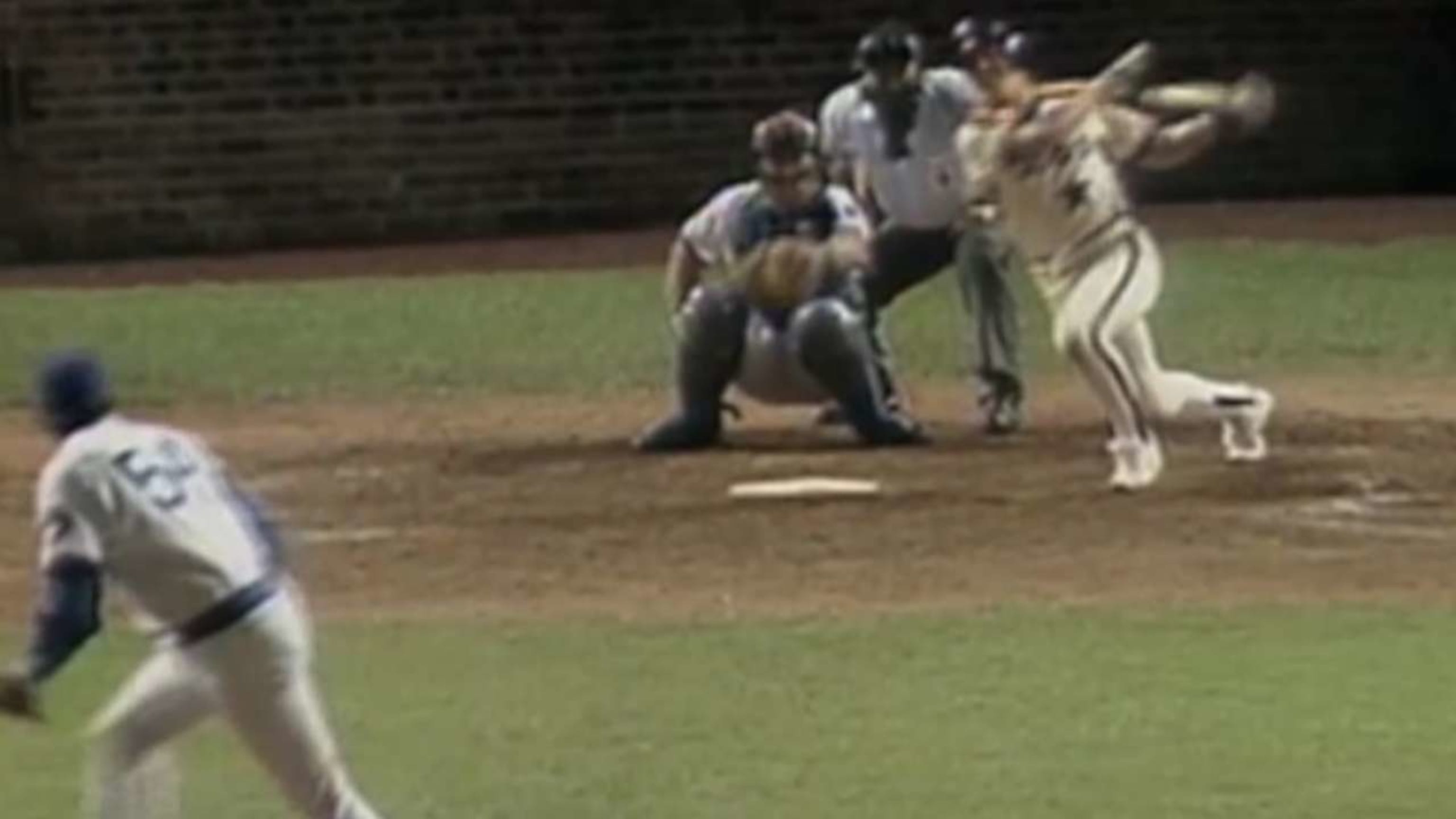 Craig Biggio back at Minute Maid Park, hitting homers during 'Legends  Weekend