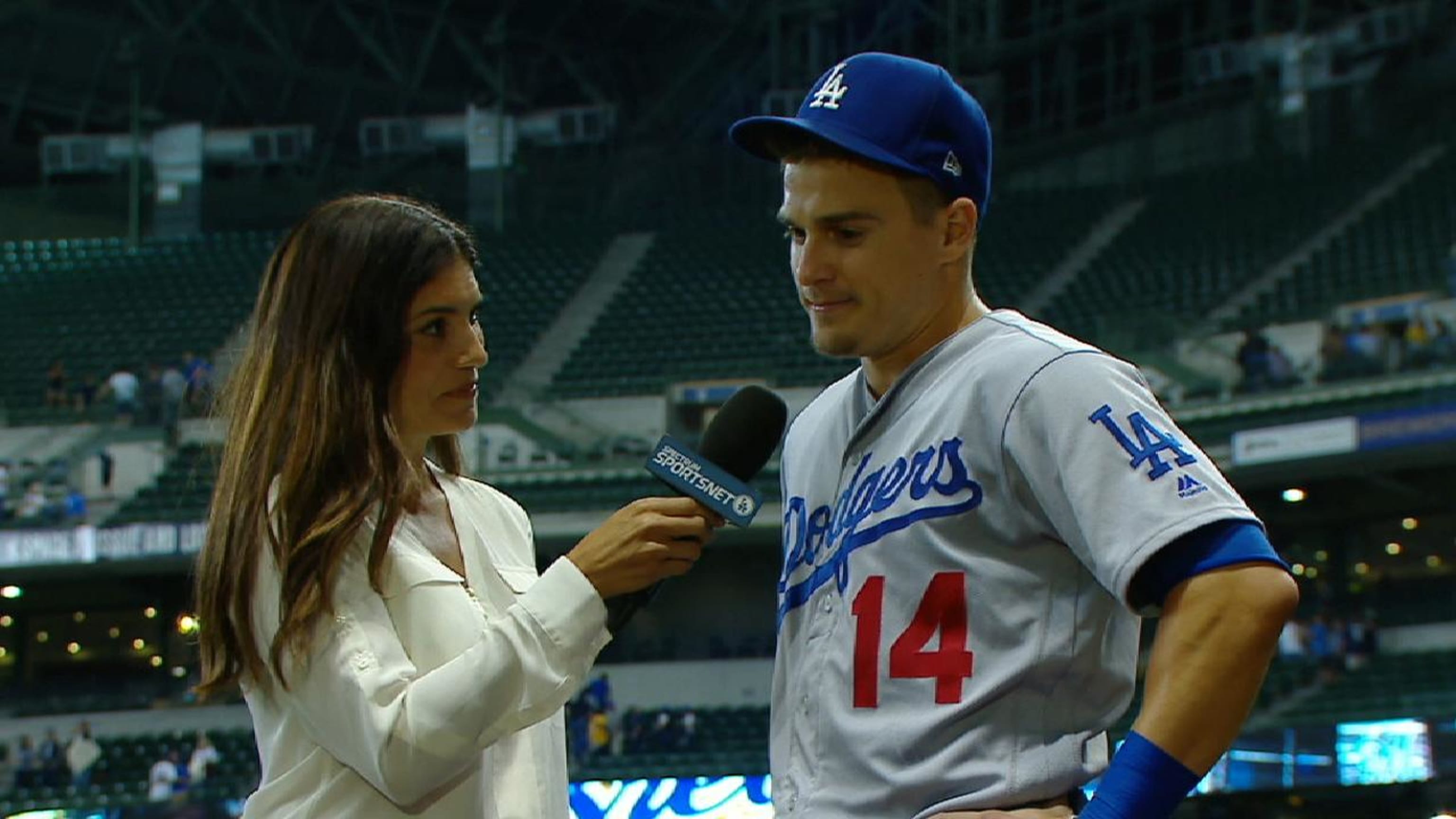 Manny Machado debuts with Dodgers in win