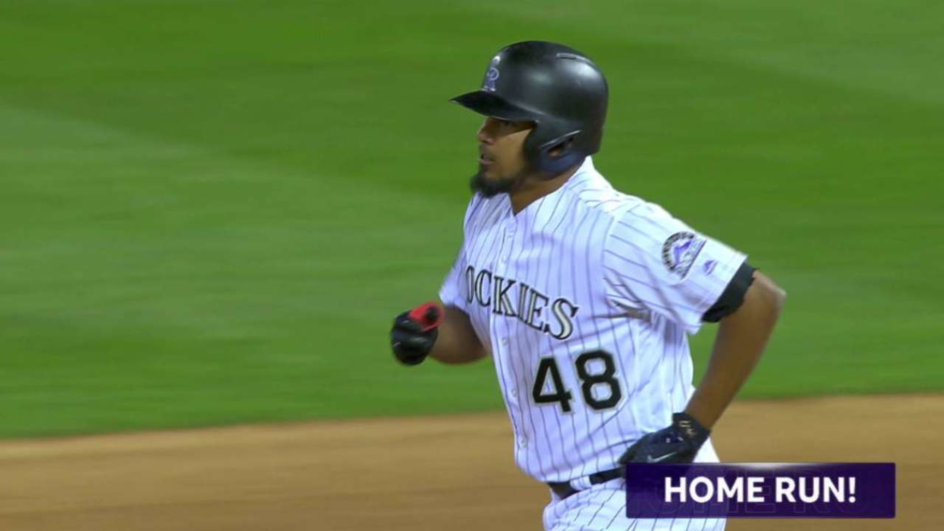 Colorado Rockies win on Ian Desmond's 2-out, 2-run walk-off homer in 9th  inning – Boulder Daily Camera
