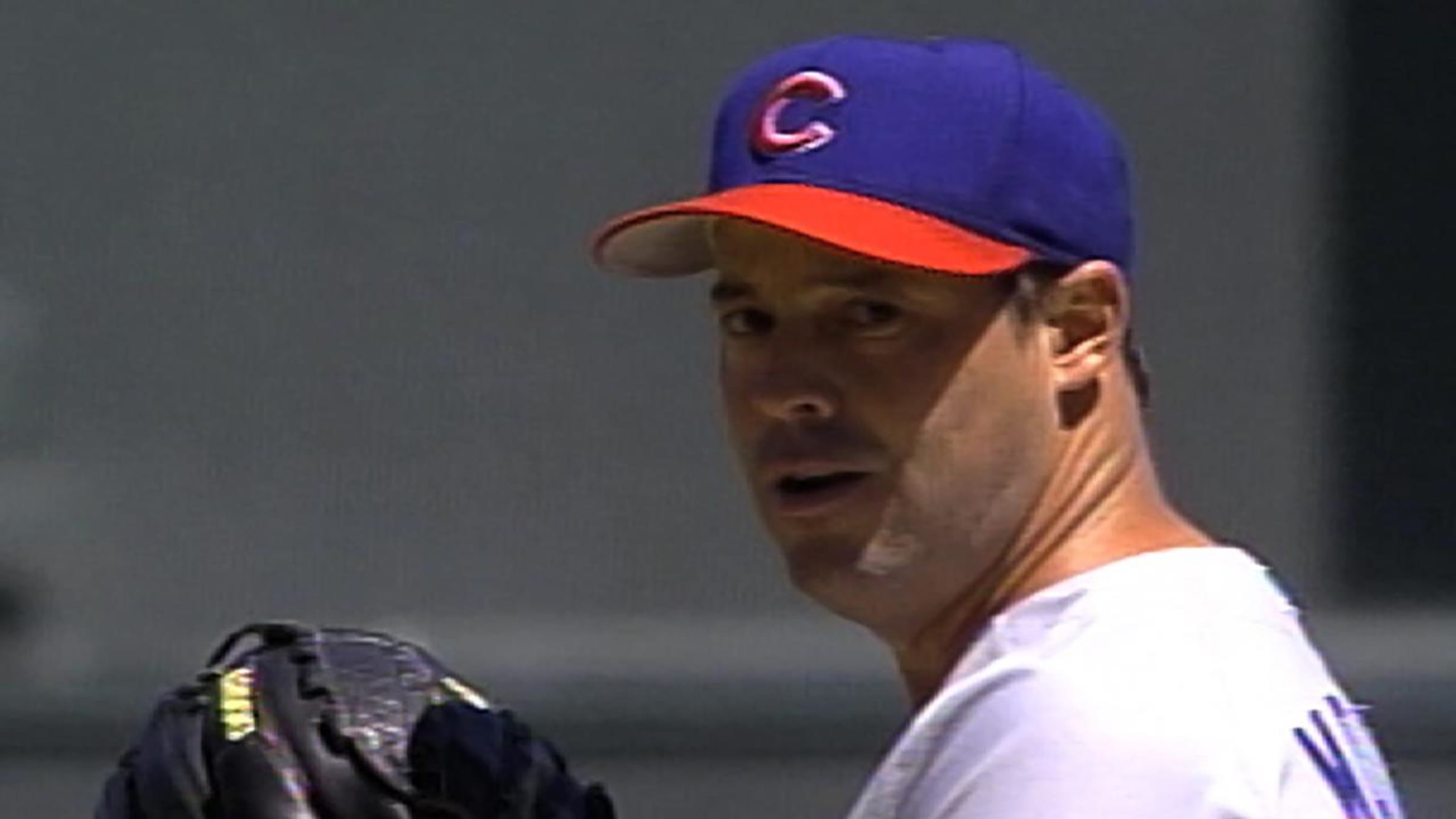 Greg Maddux- one of my favorite pics of him
