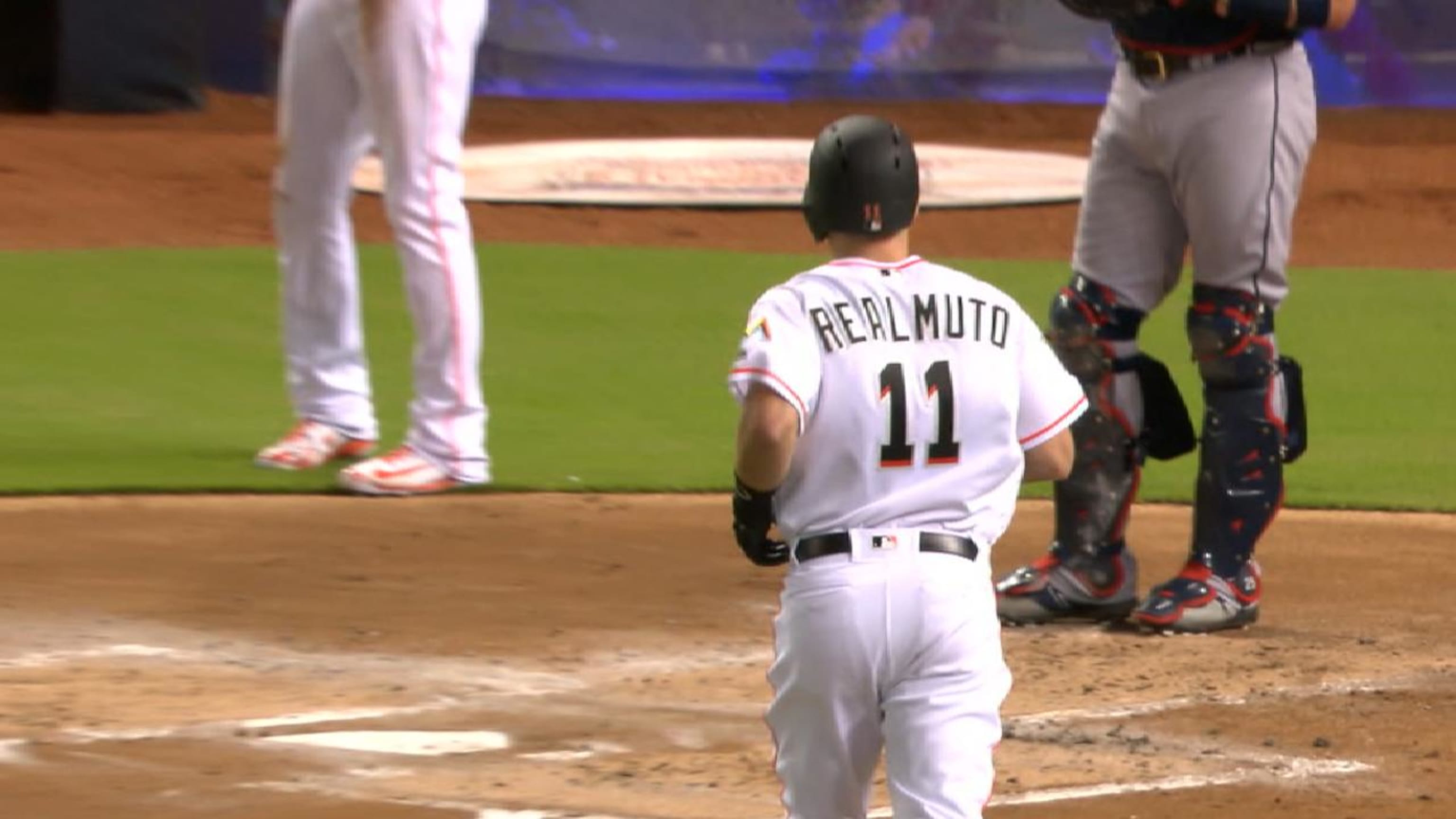 MLB trade rumors: Cincinnati Reds, Miami Marlins discuss J.T. Realmuto