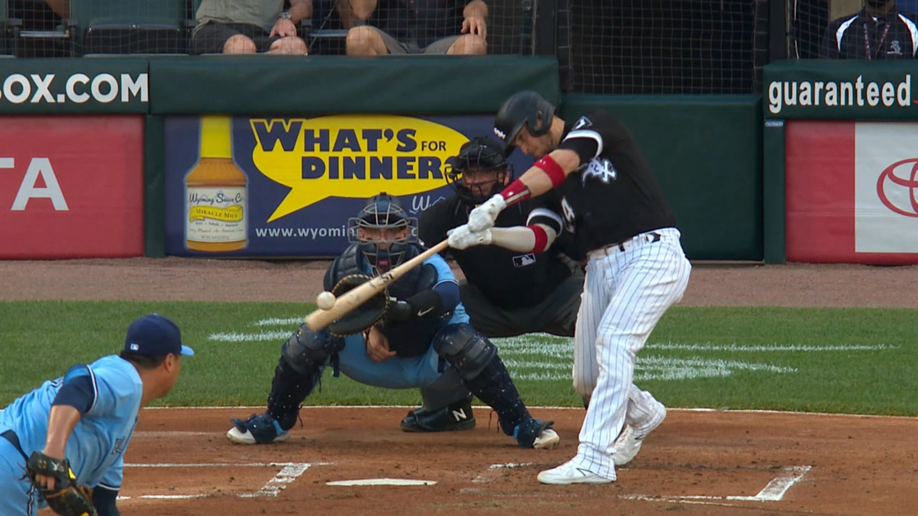 Grandal suena HR de 2 carreras