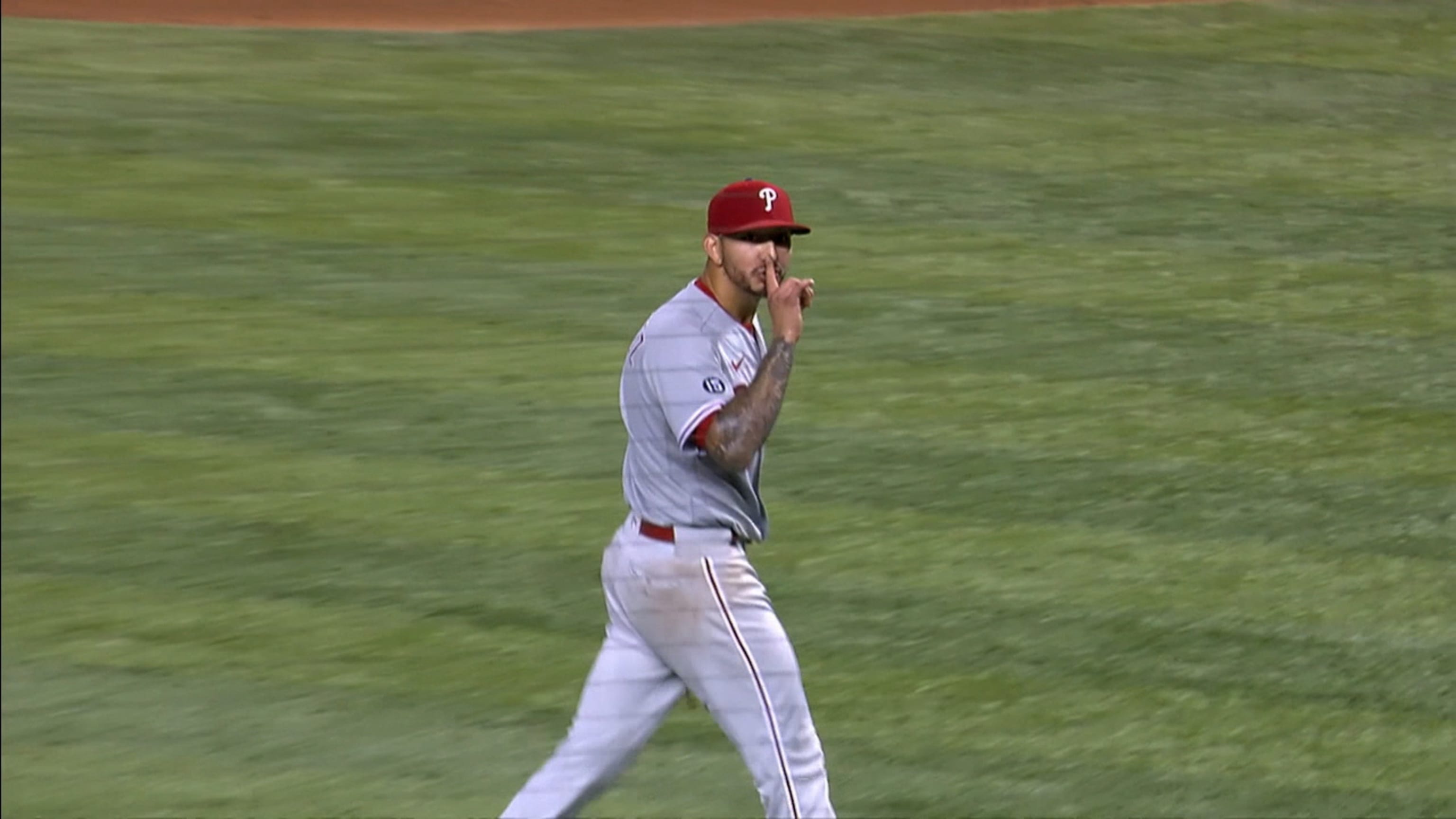 Rhys Hoskins hit on hand by pitch, leaves Phillies game vs. Marlins – NBC  Sports Philadelphia