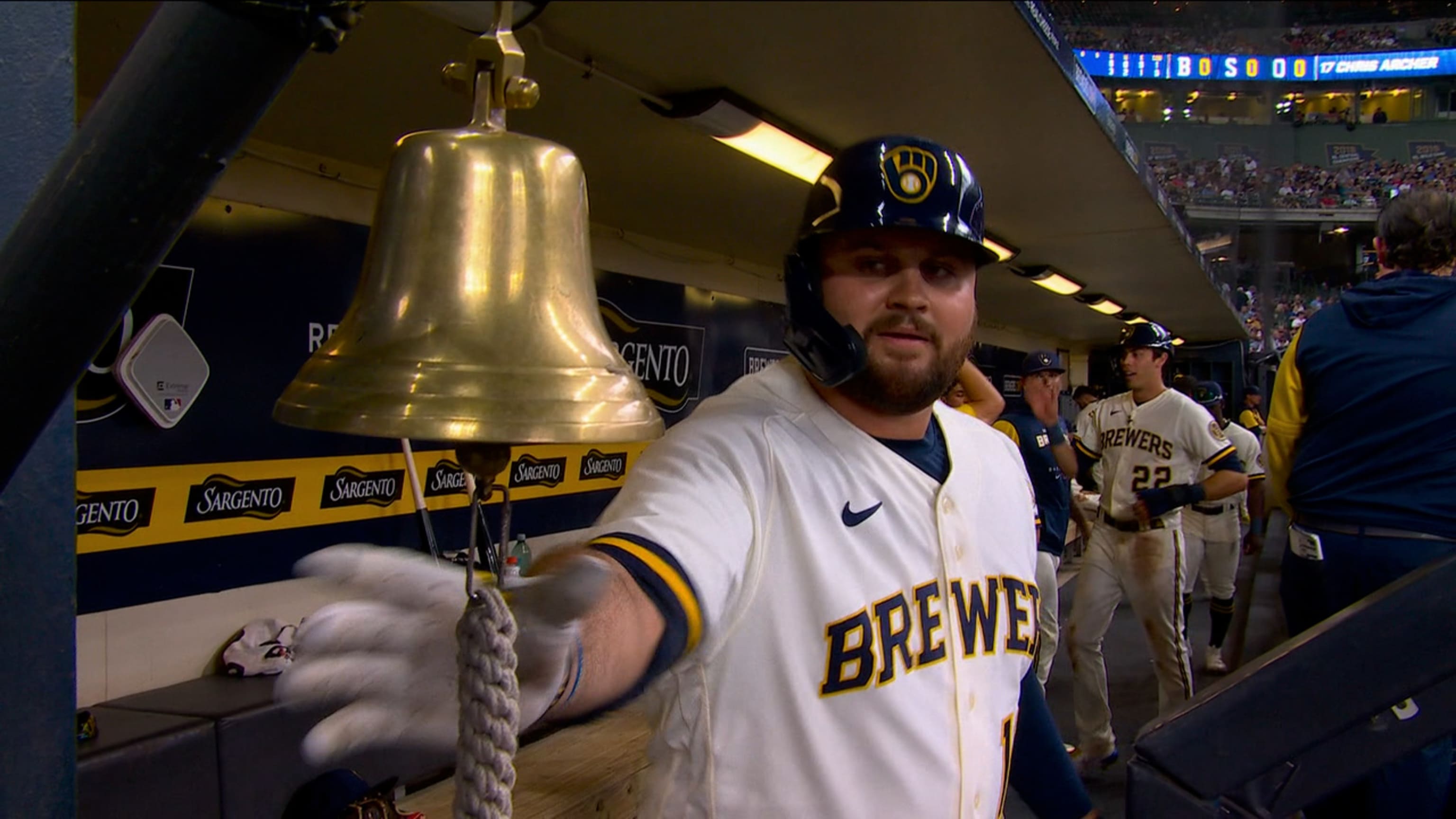 Tellez produce tres con HR