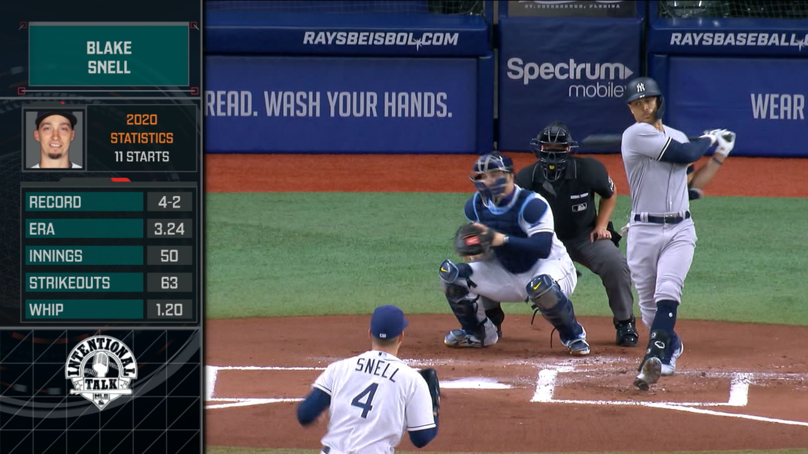 Should Mariners trade for Snell?