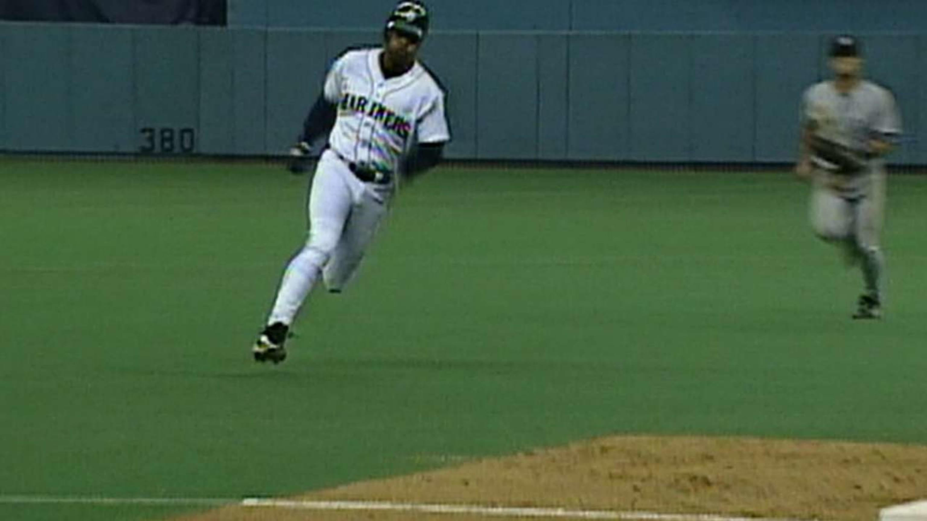 Ken Griffey's youth coach talks Hall of Fame