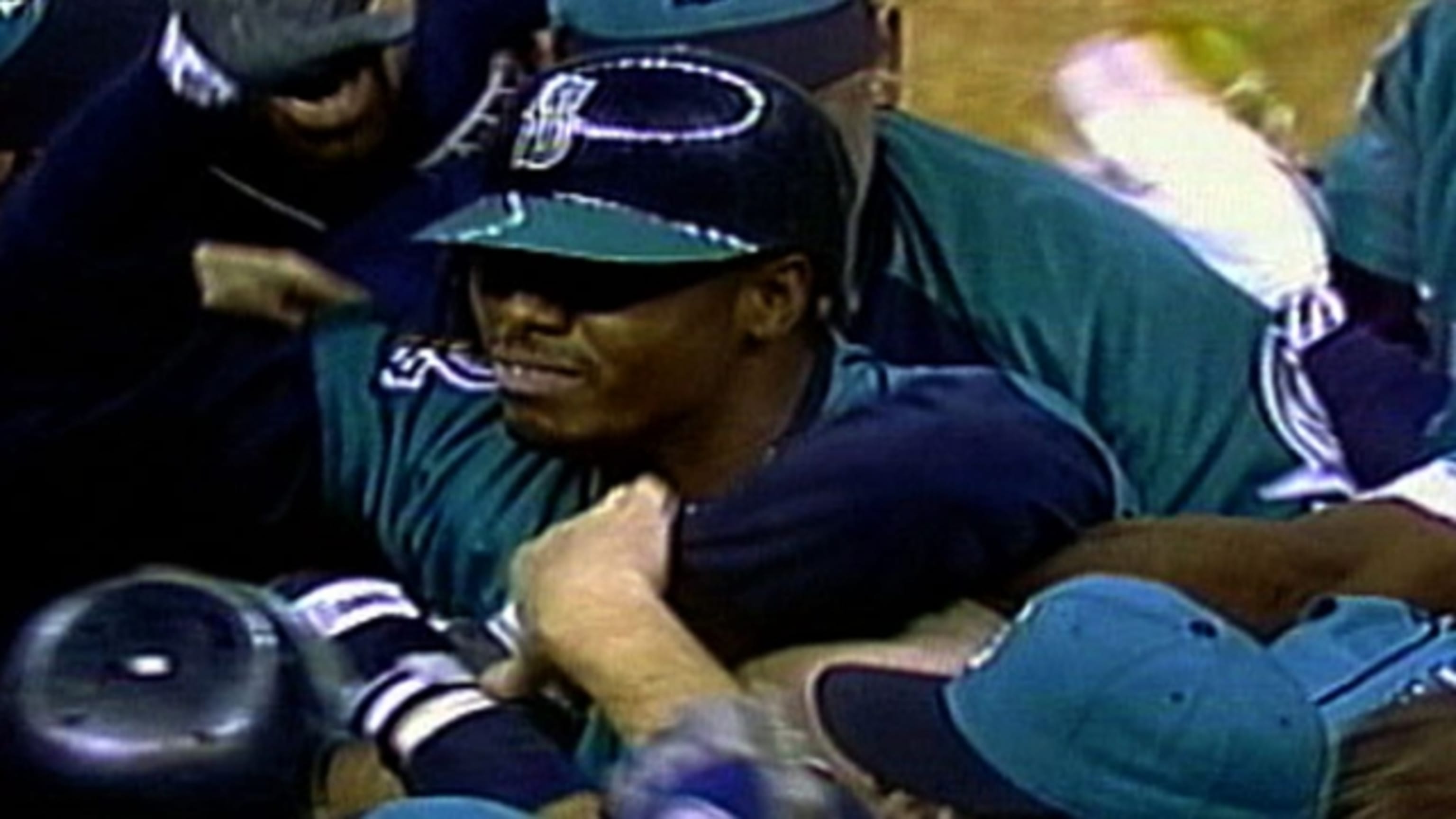 Griffey blast walk-off homer