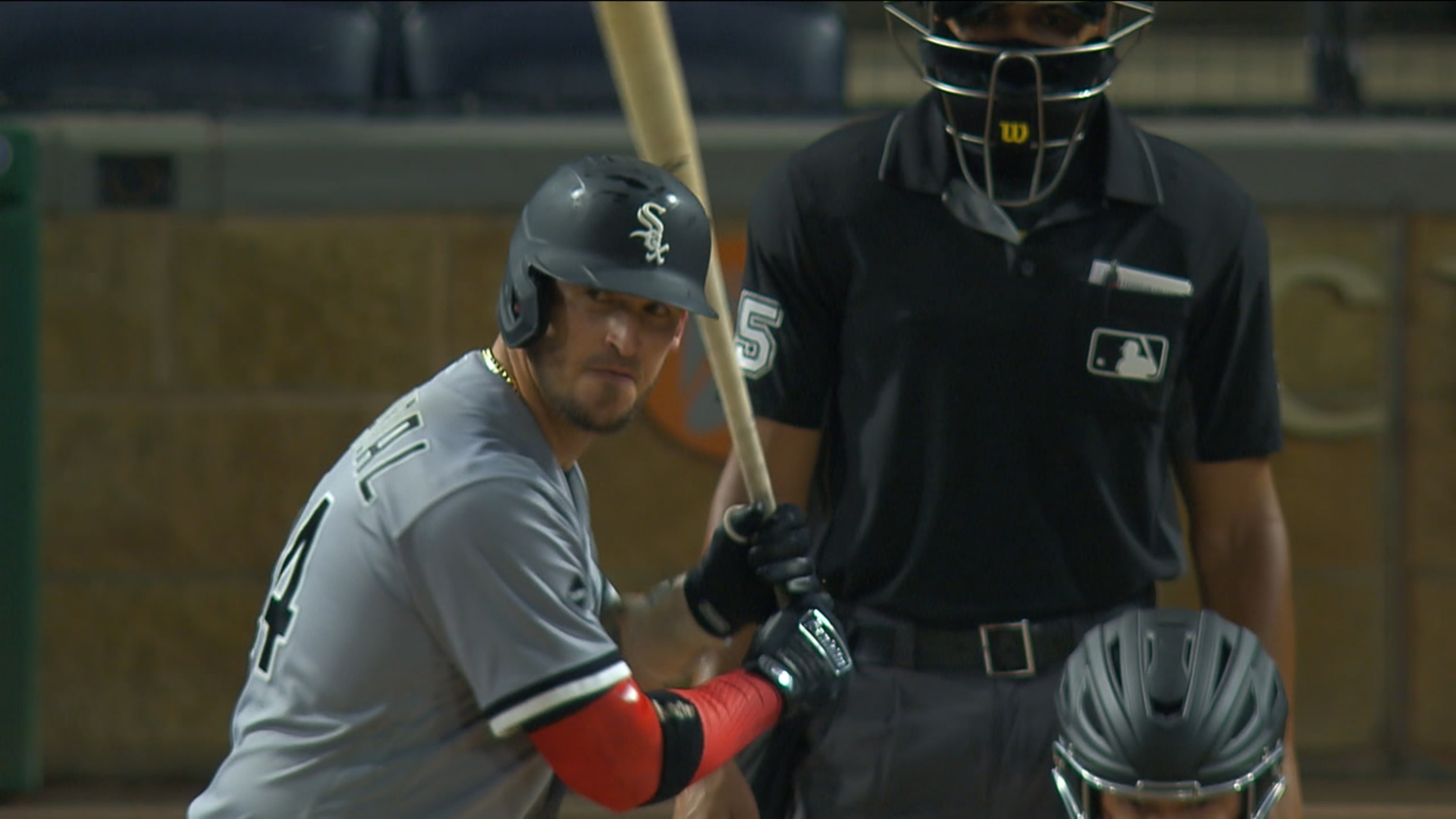 Grandal batea HR de dos carreras