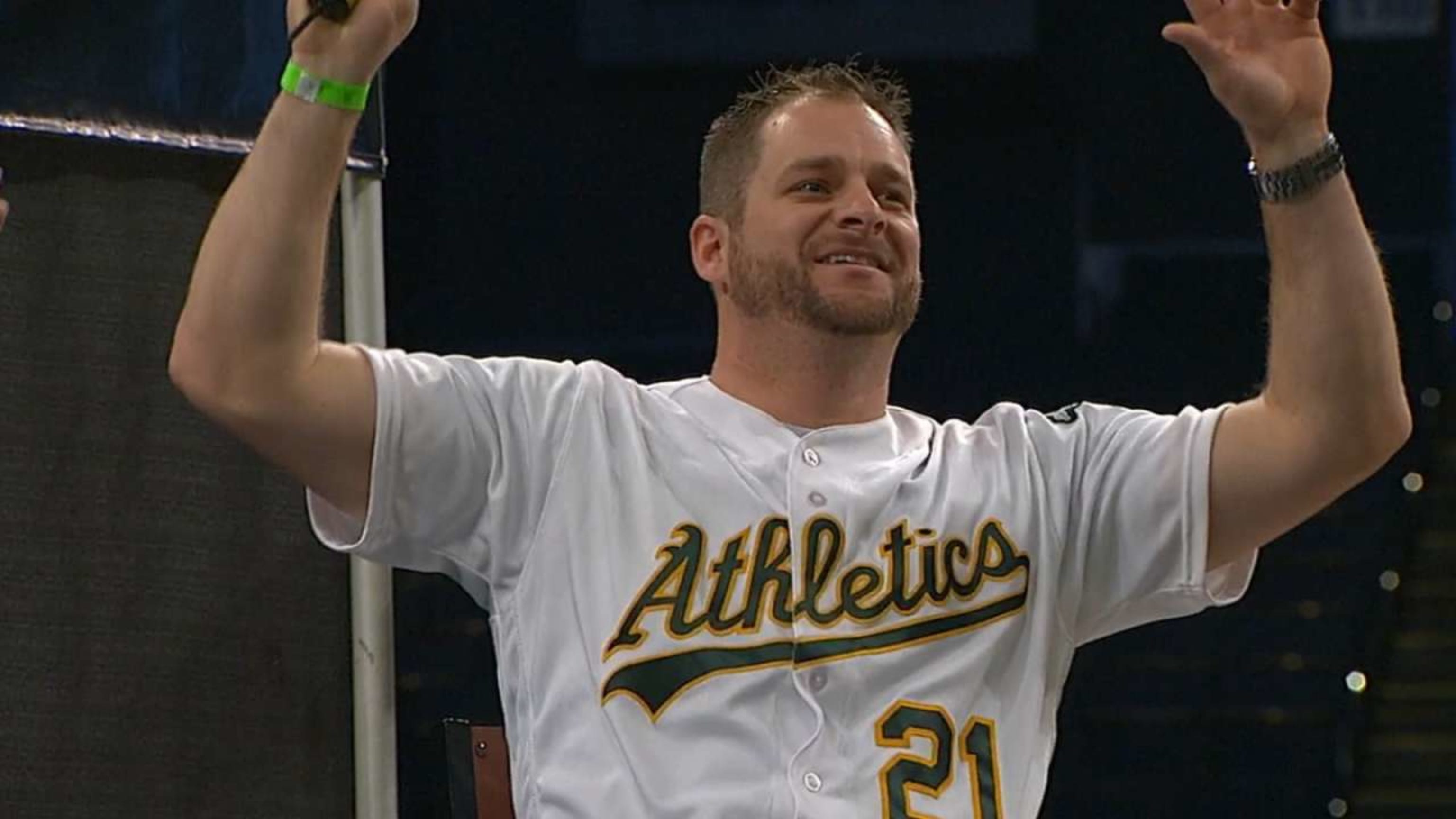 Two-time Athletics All-Star Stephen Vogt to hang up the cleats