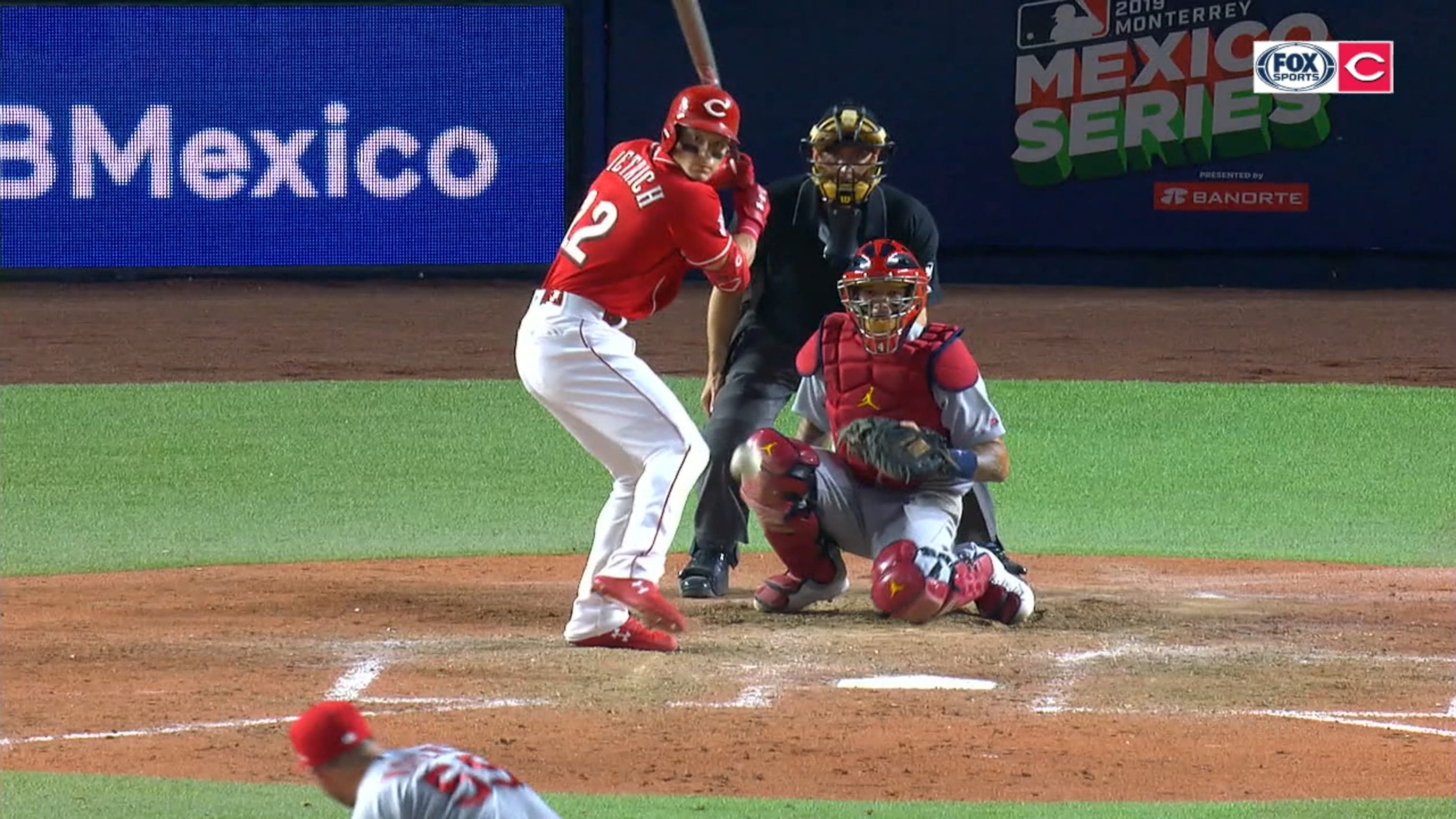 Dietrich's late 2-run triple