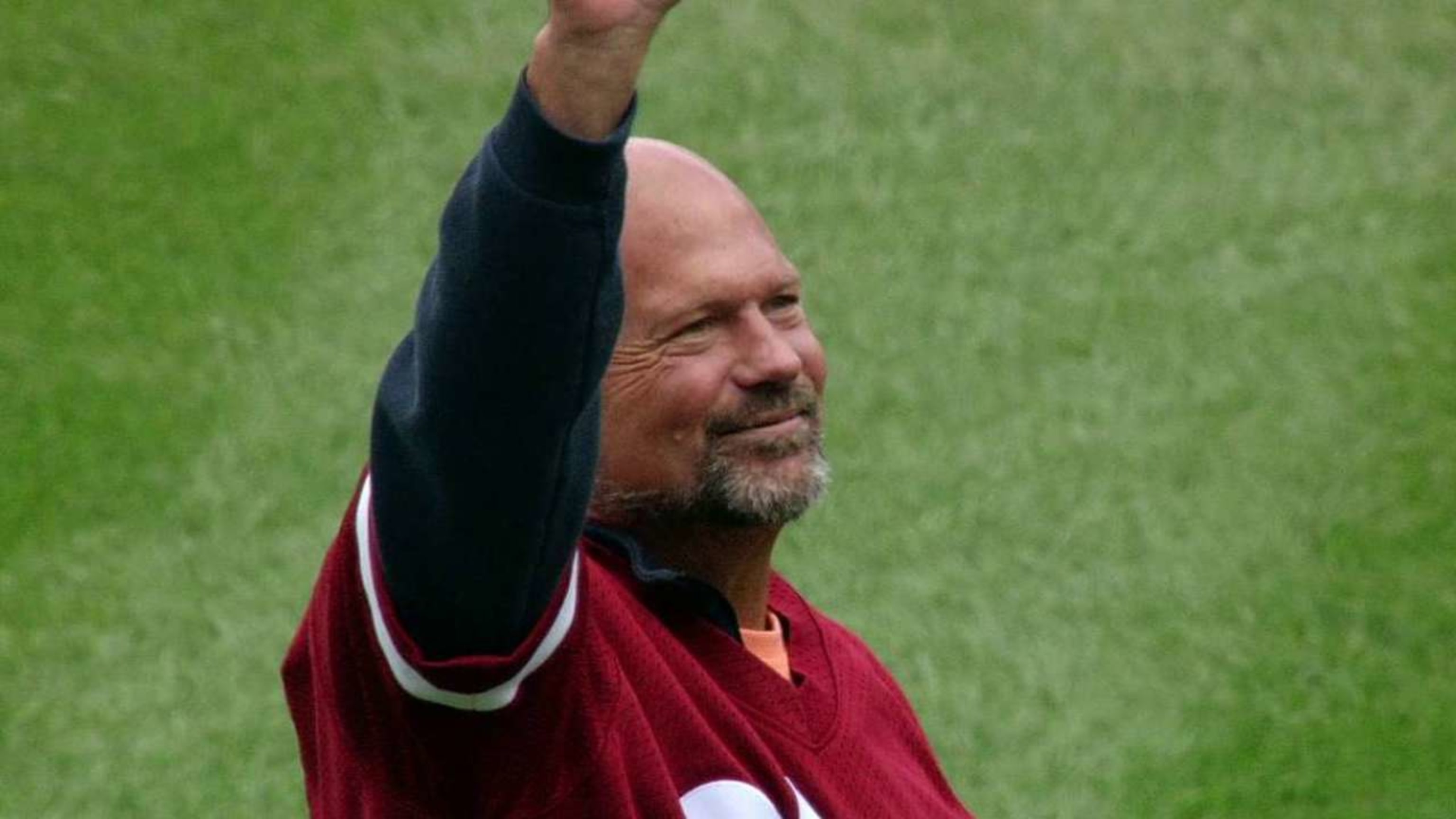 Darren Daulton Was the Heartbeat of a Rowdy Phillies Bunch - The