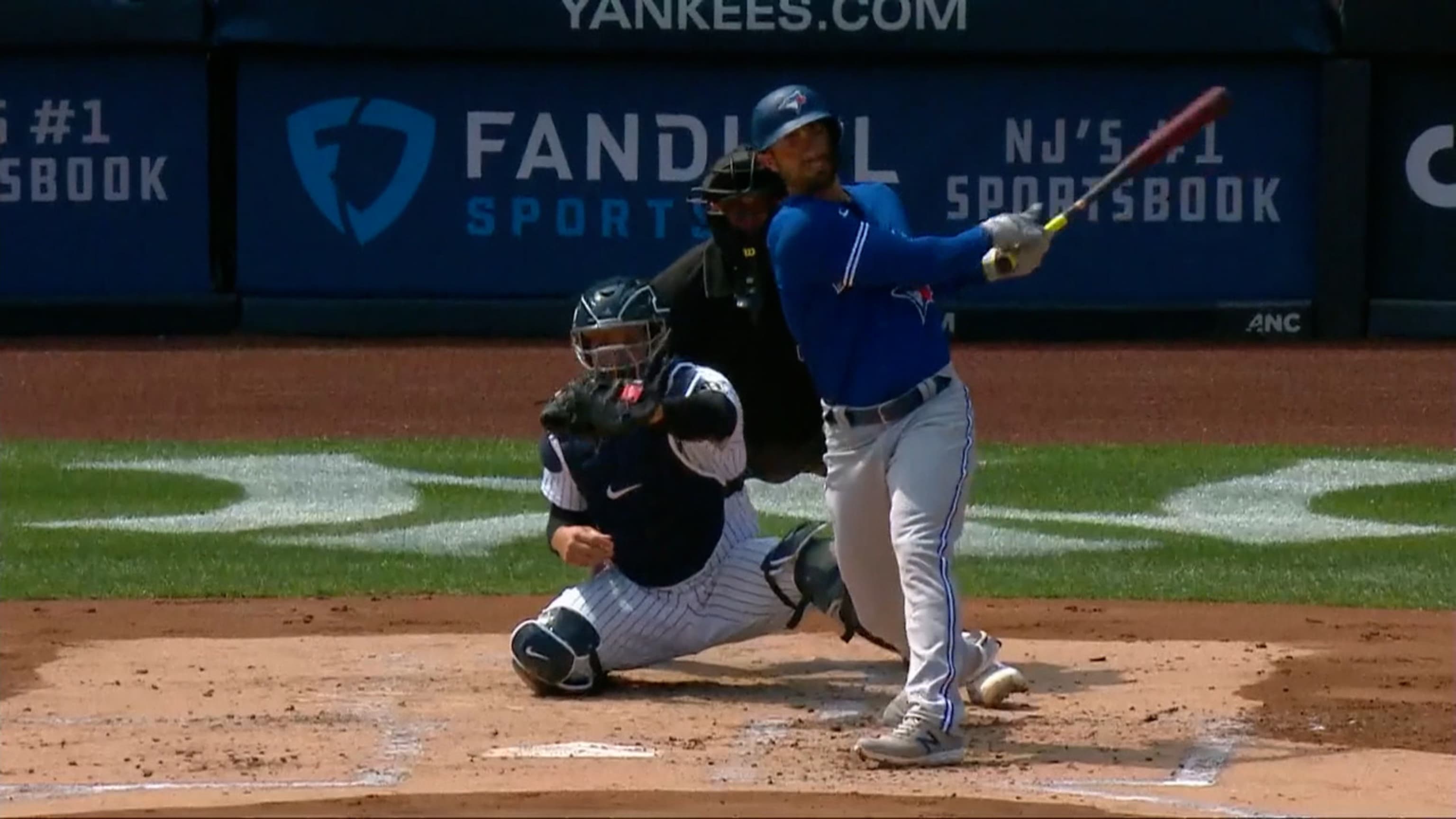 Grichuk suena HR de 2 carreras