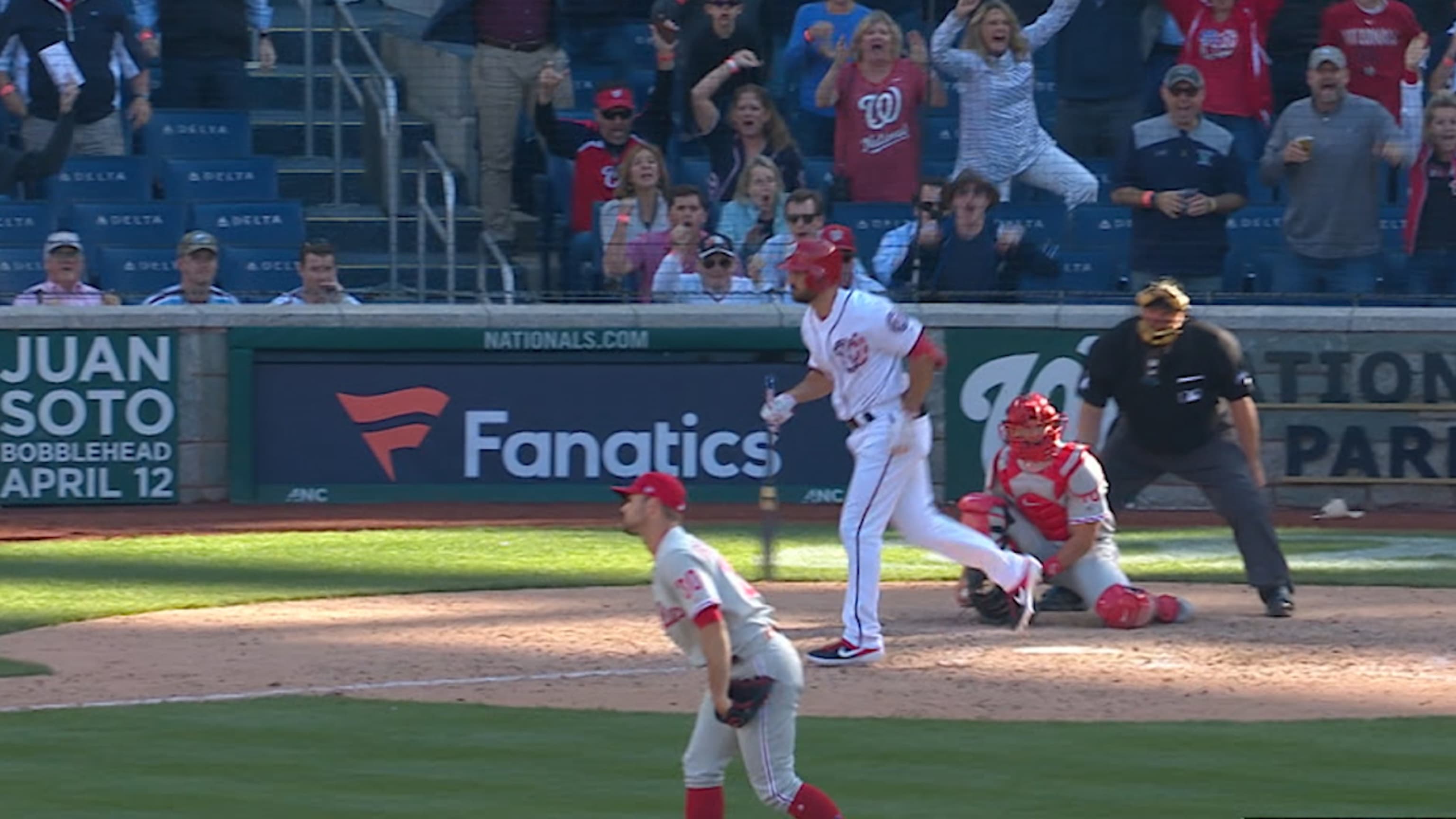 Jacob deGrom ties MLB mark for consecutive games allowing 3 runs