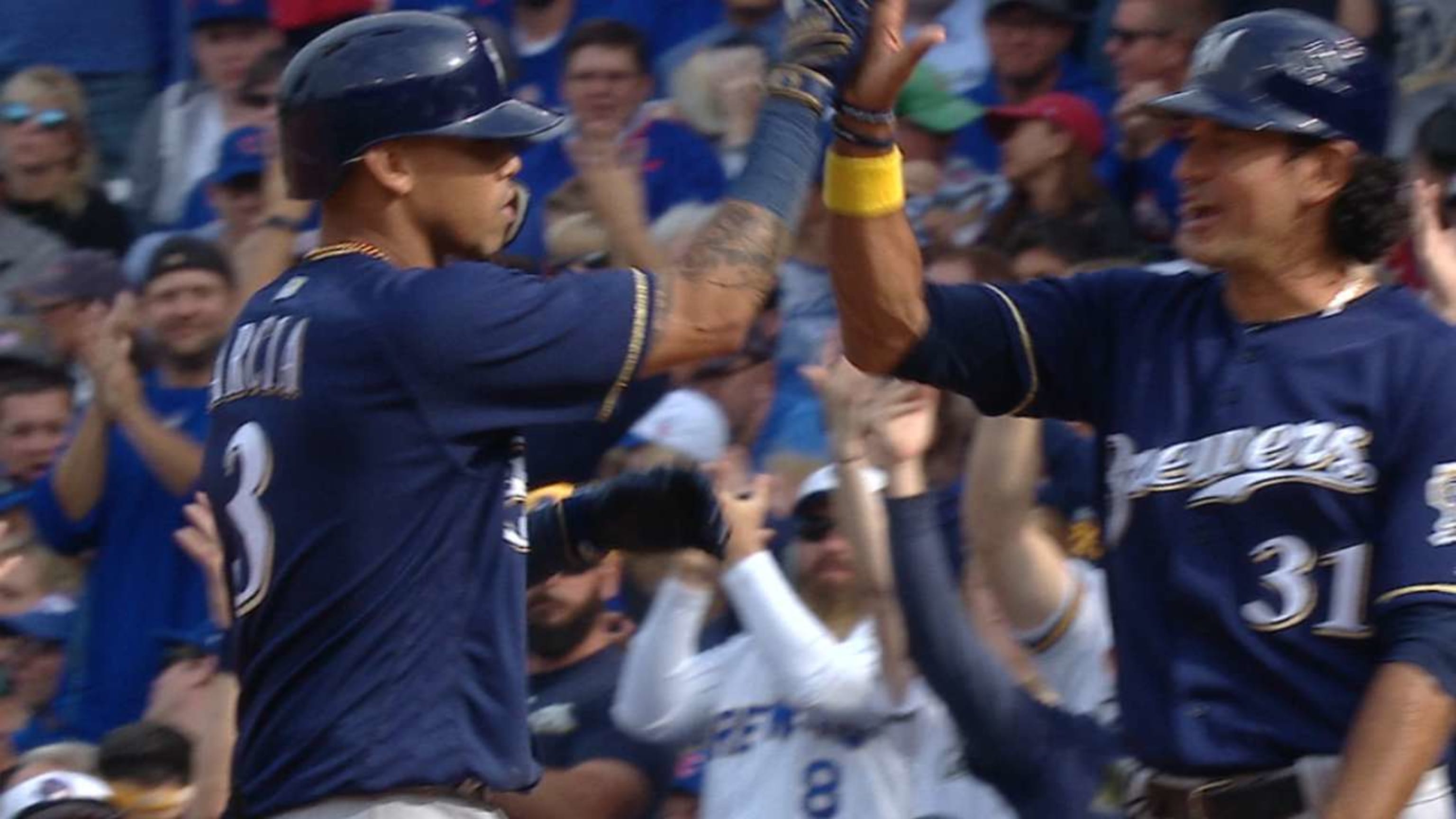 Yelich, Brewers beat Cubs 3-1 for NL Central title