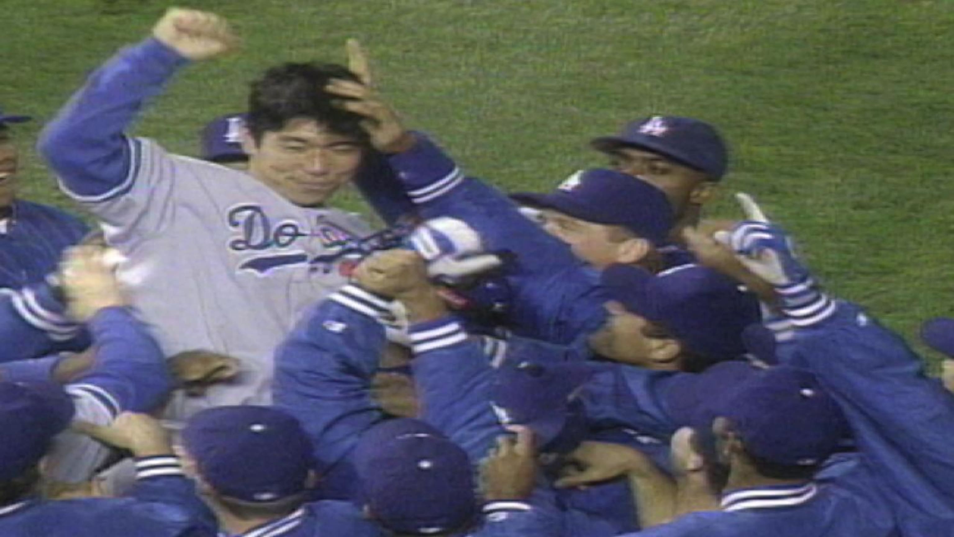 Nomomania grips L.A., Japan when Hideo Nomo dominates in 1995
