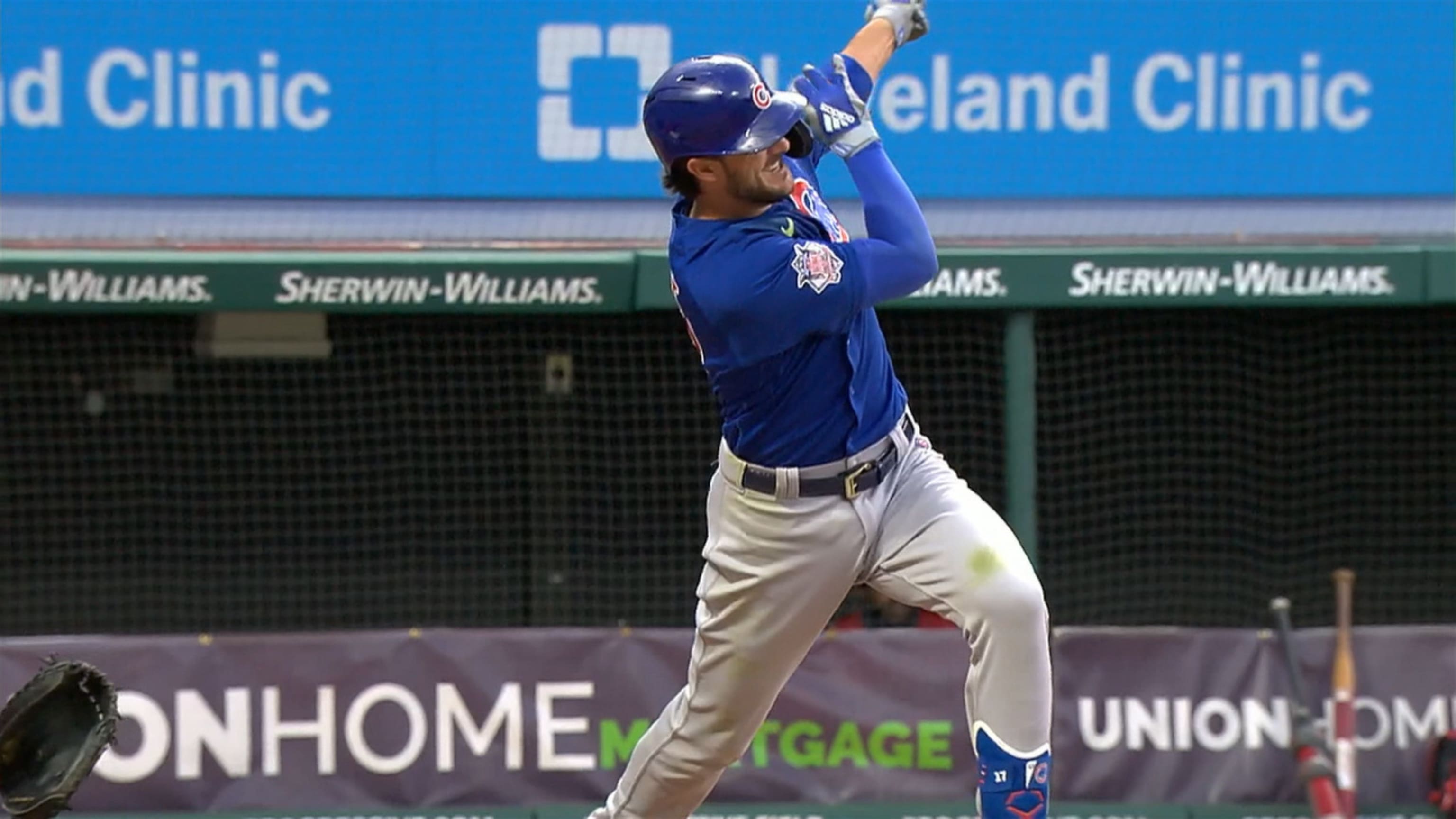 Kris Bryant suena HR solitario