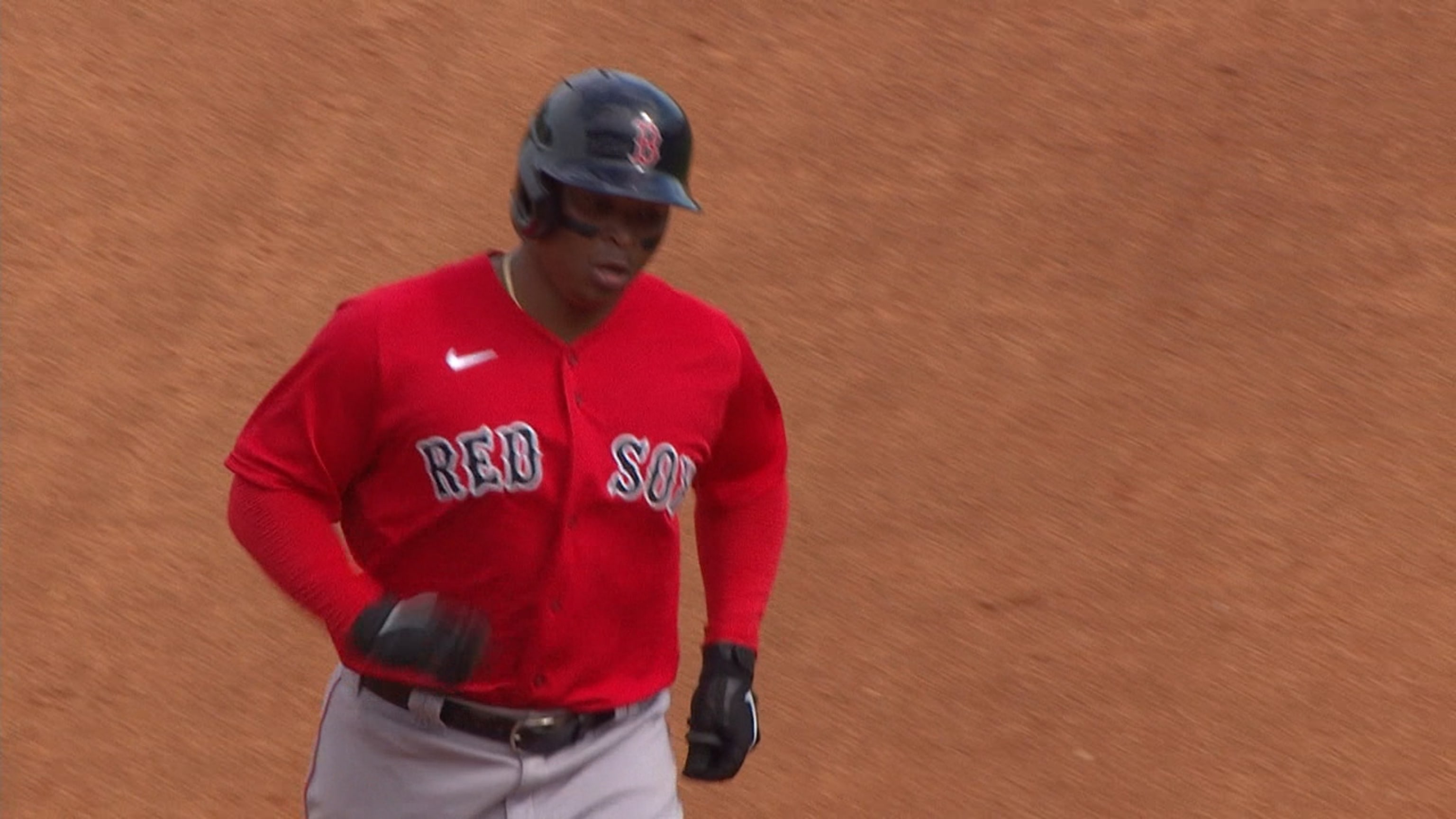 Devers da jonrón al CF